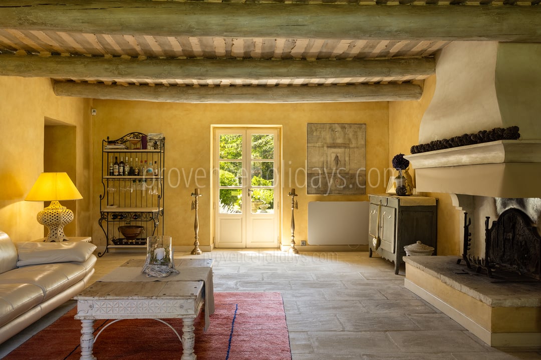 32 - Pine Lodge: Villa: Interior