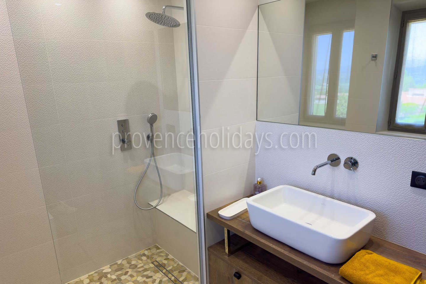12 - Villa Céleste: Villa: Bathroom
