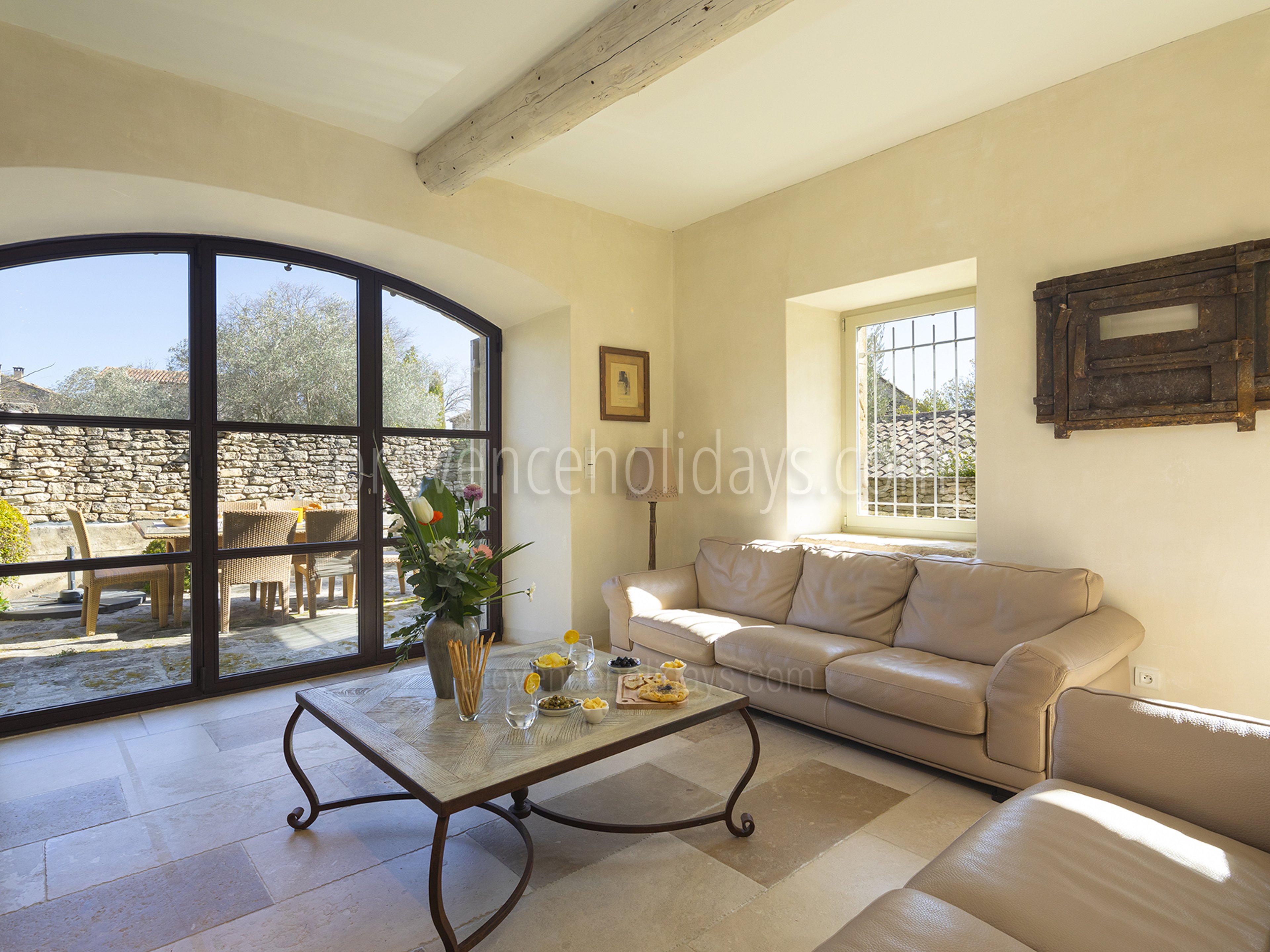 27 - Mas Cabrières-d\'Avignon: Villa: Interior