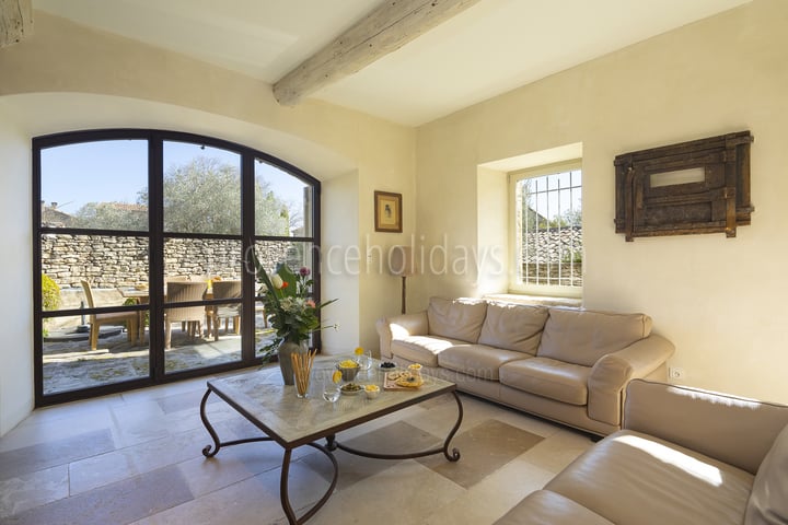 27 - Mas Cabrières-d\'Avignon: Villa: Interior