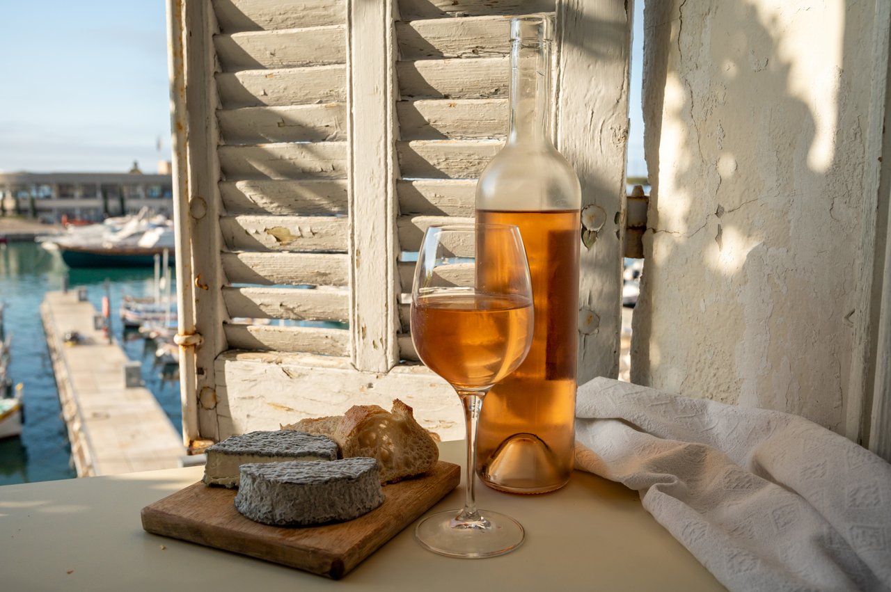 wine on the beach
