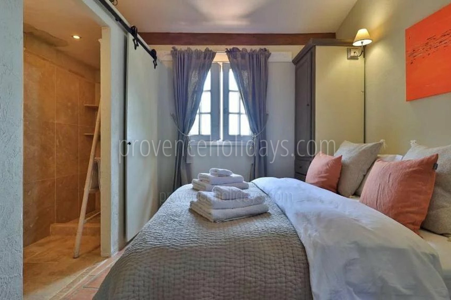 10 - Hameau des Sarments: Villa: Bedroom