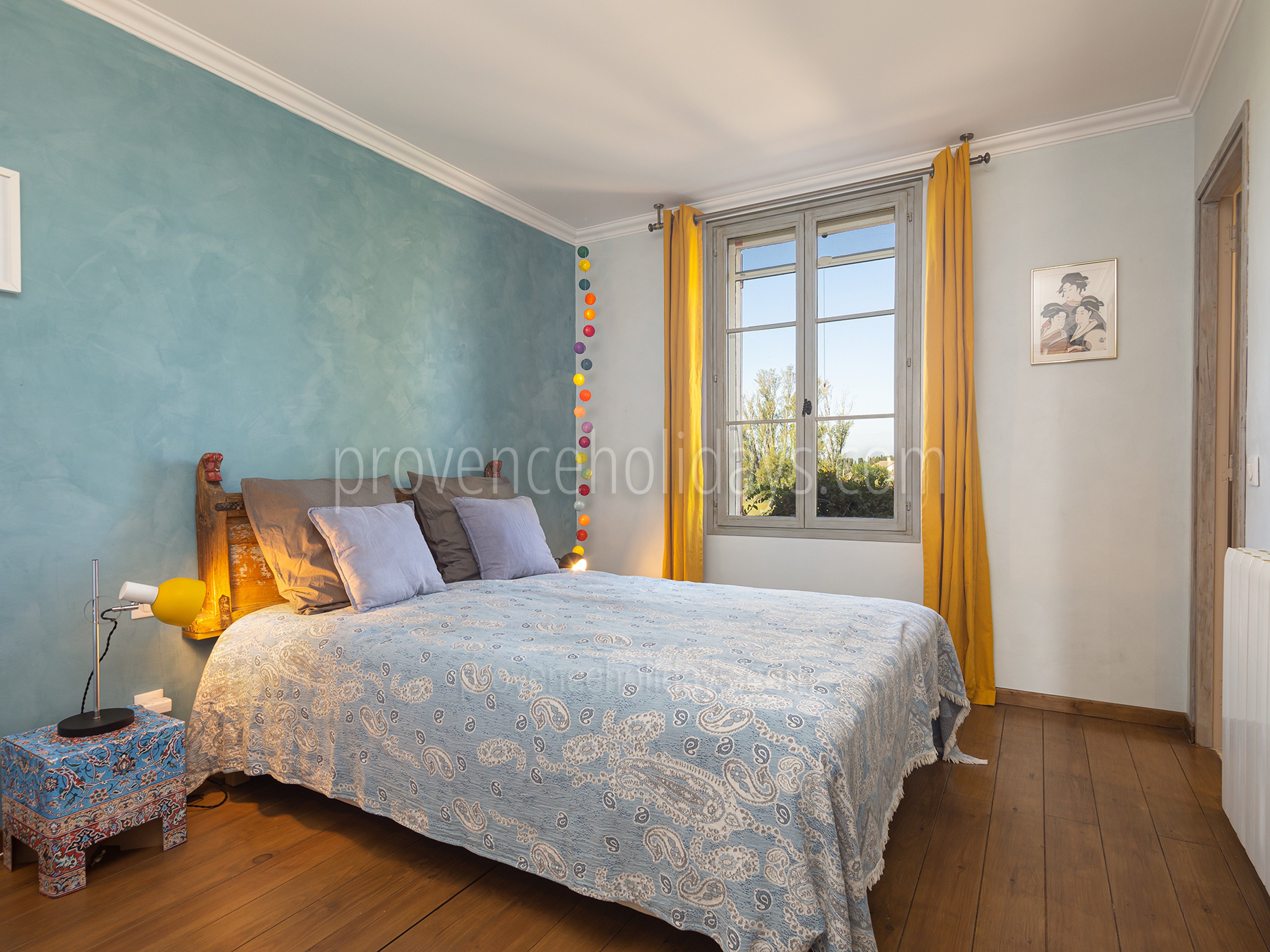 4 - Le Mas d\'Orgon: Villa: Bedroom