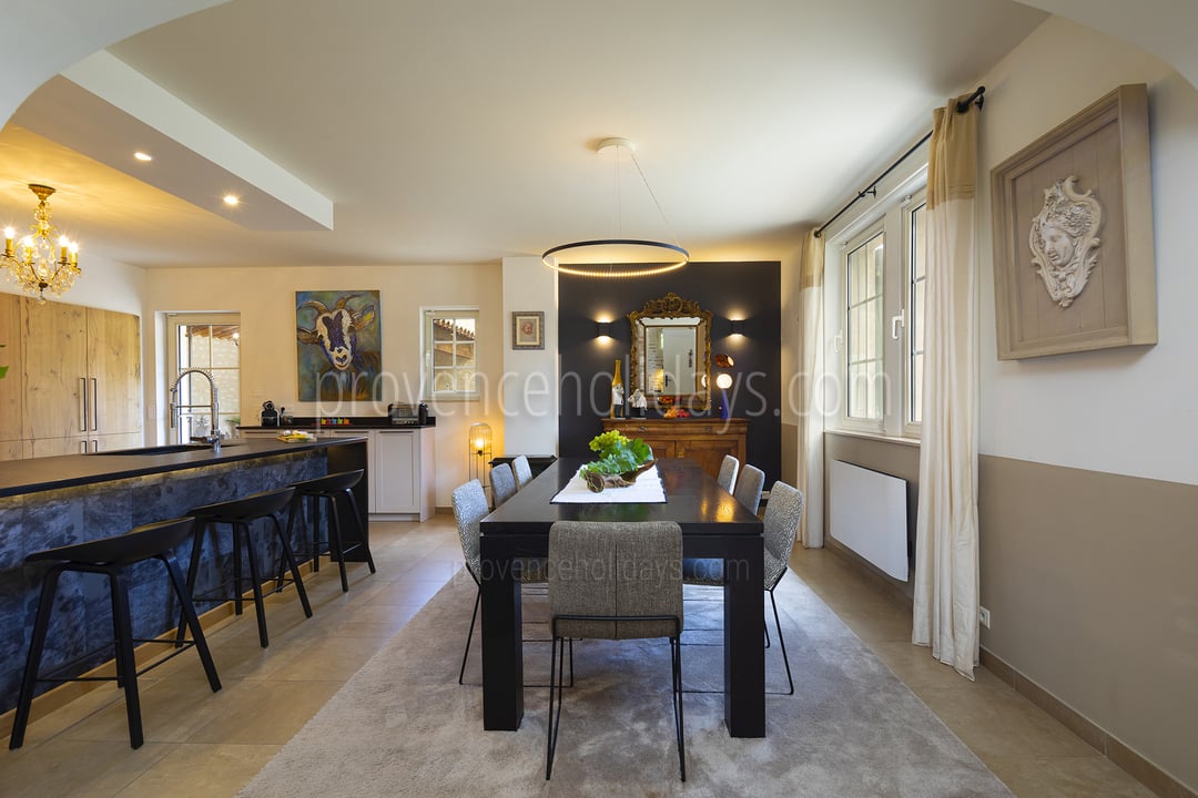 11 - Le Mas de la Cabro: Villa: Interior