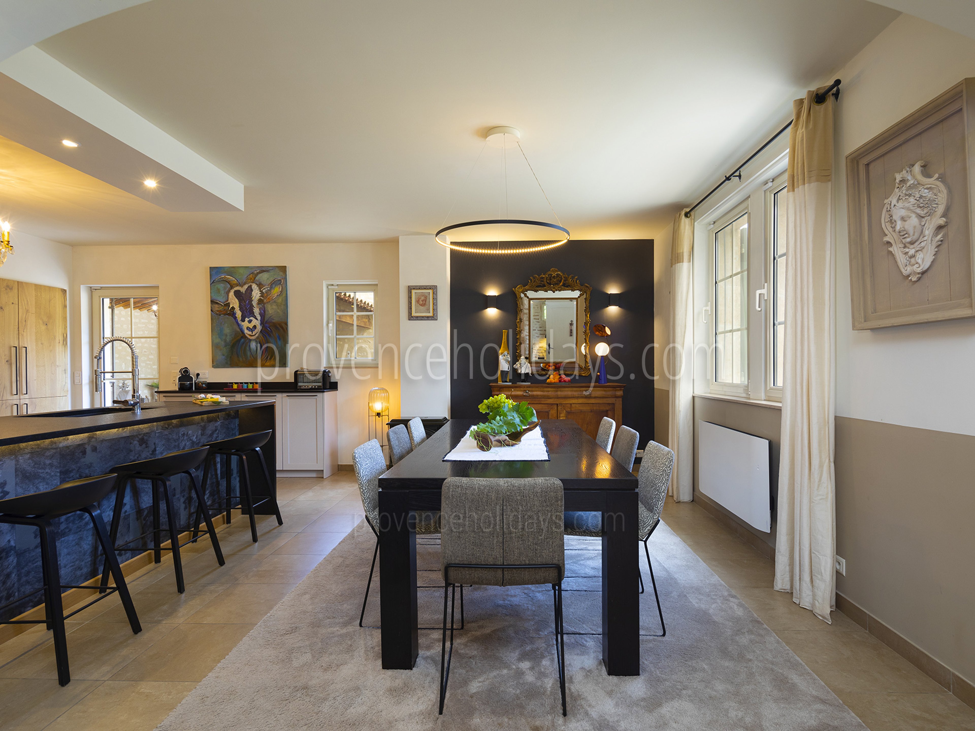 11 - Le Mas de la Cabro: Villa: Interior