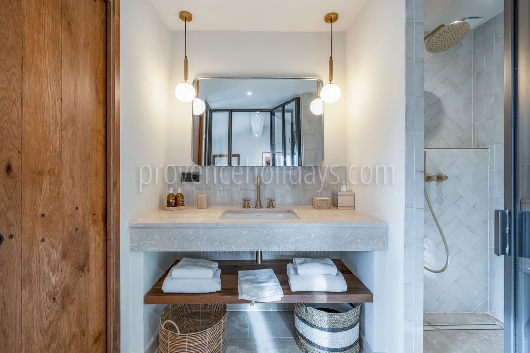 37 - Mas du Verger: Villa: Bathroom