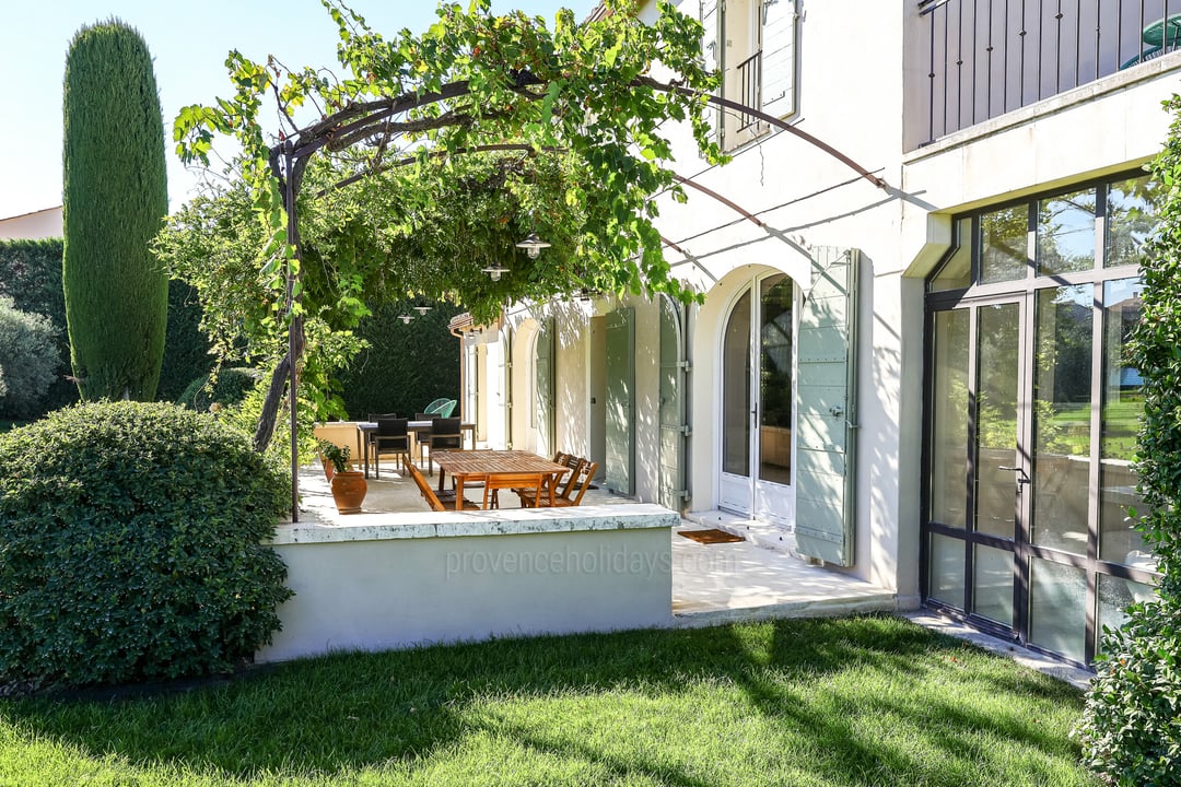 19 - Mas Marius: Villa: Exterior