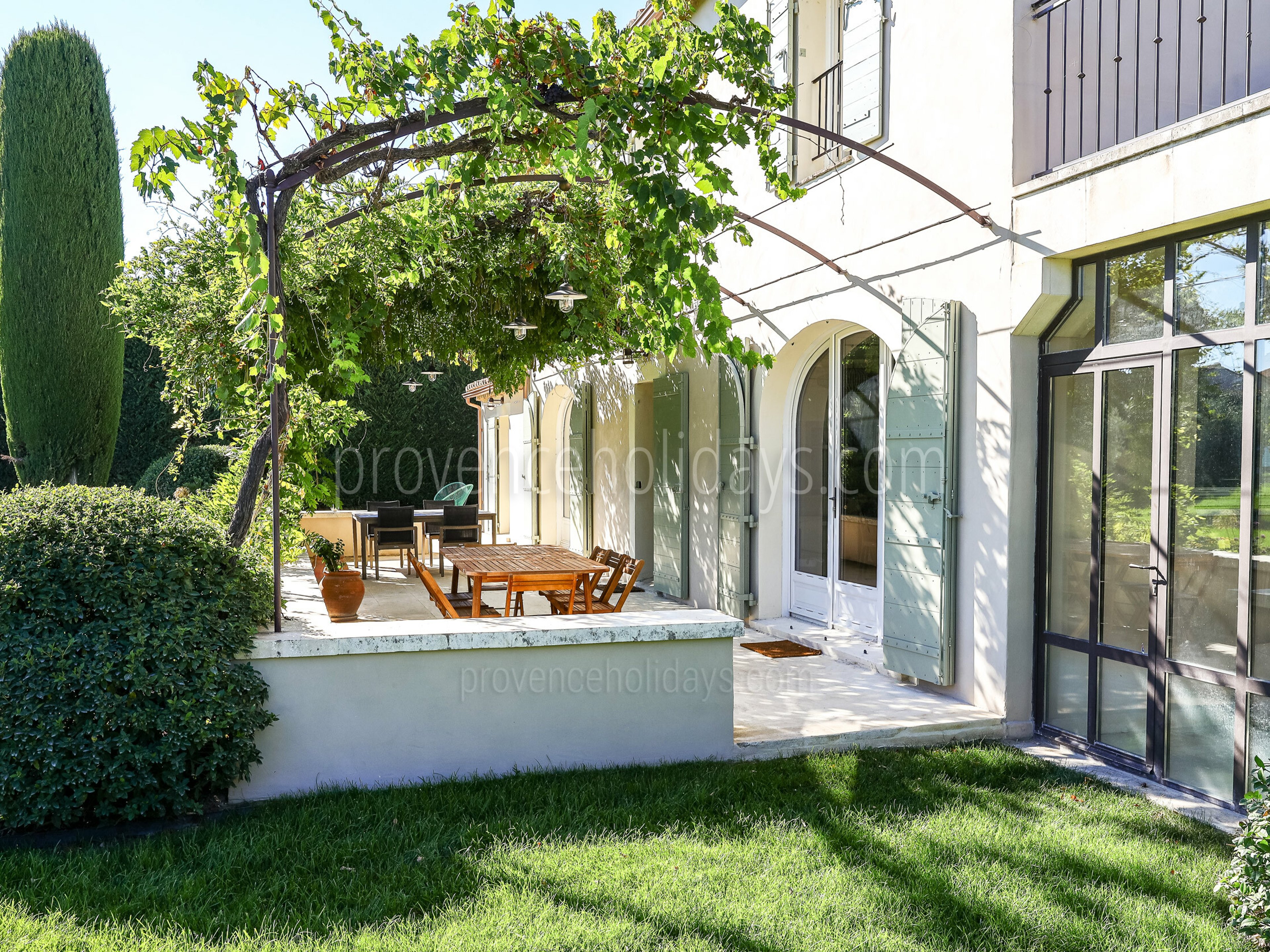 19 - Mas Joliette: Villa: Exterior
