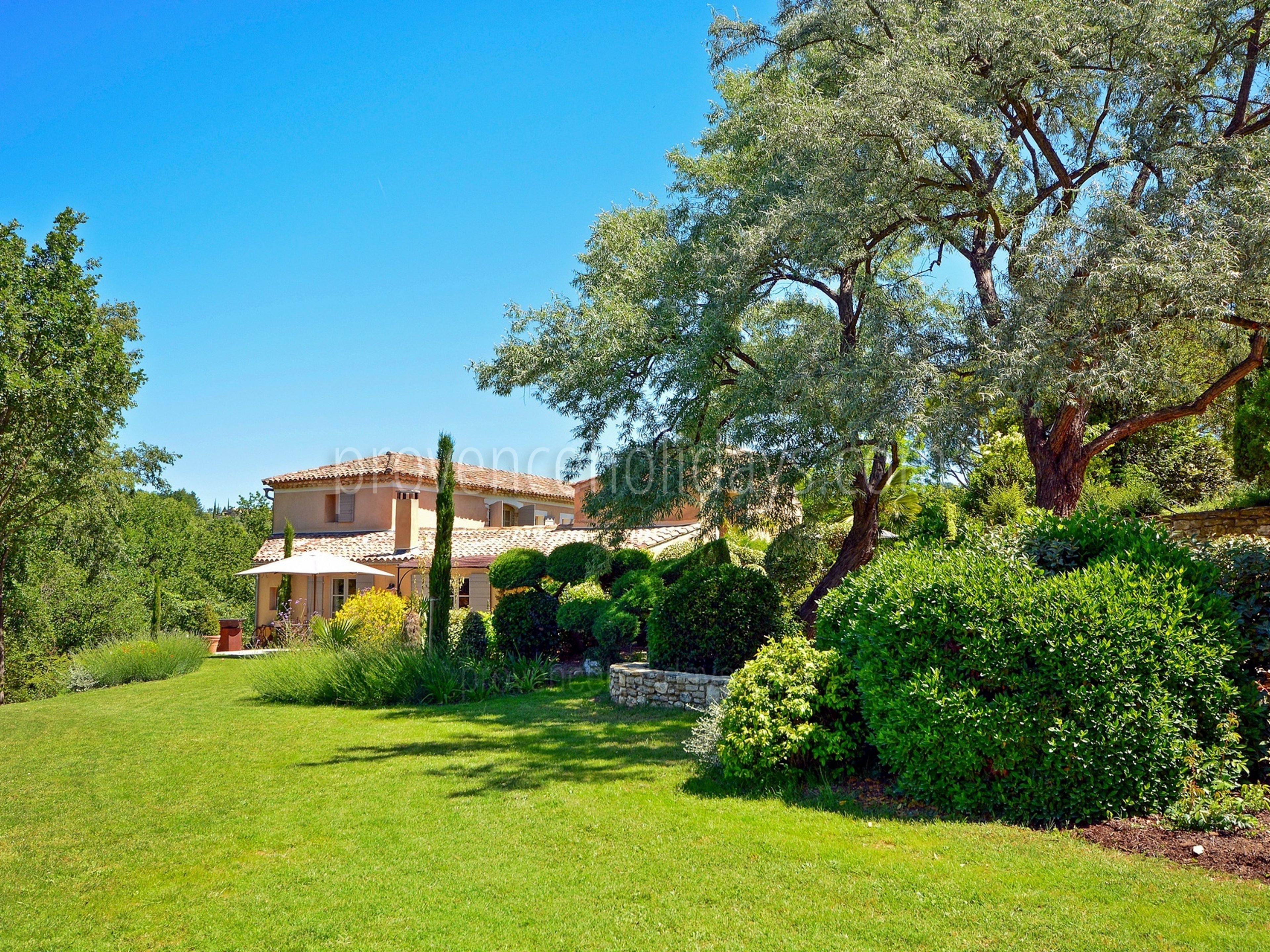 13 - Mas Goult: Villa: Exterior