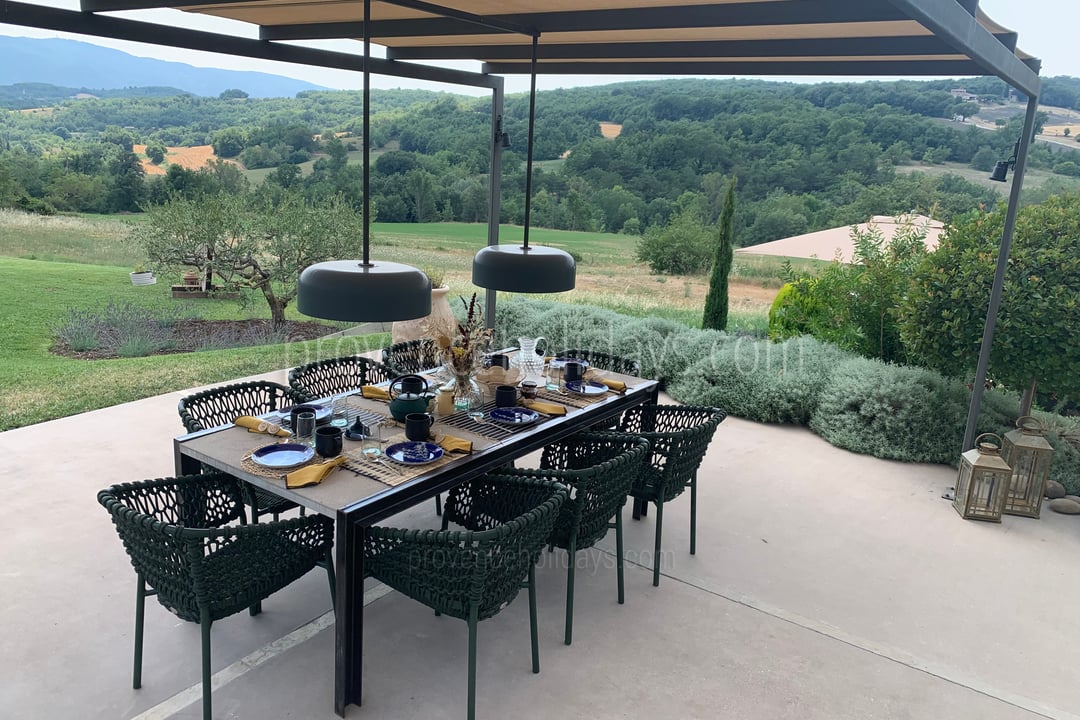 8 - Le Mas du Vallon: Villa: Exterior