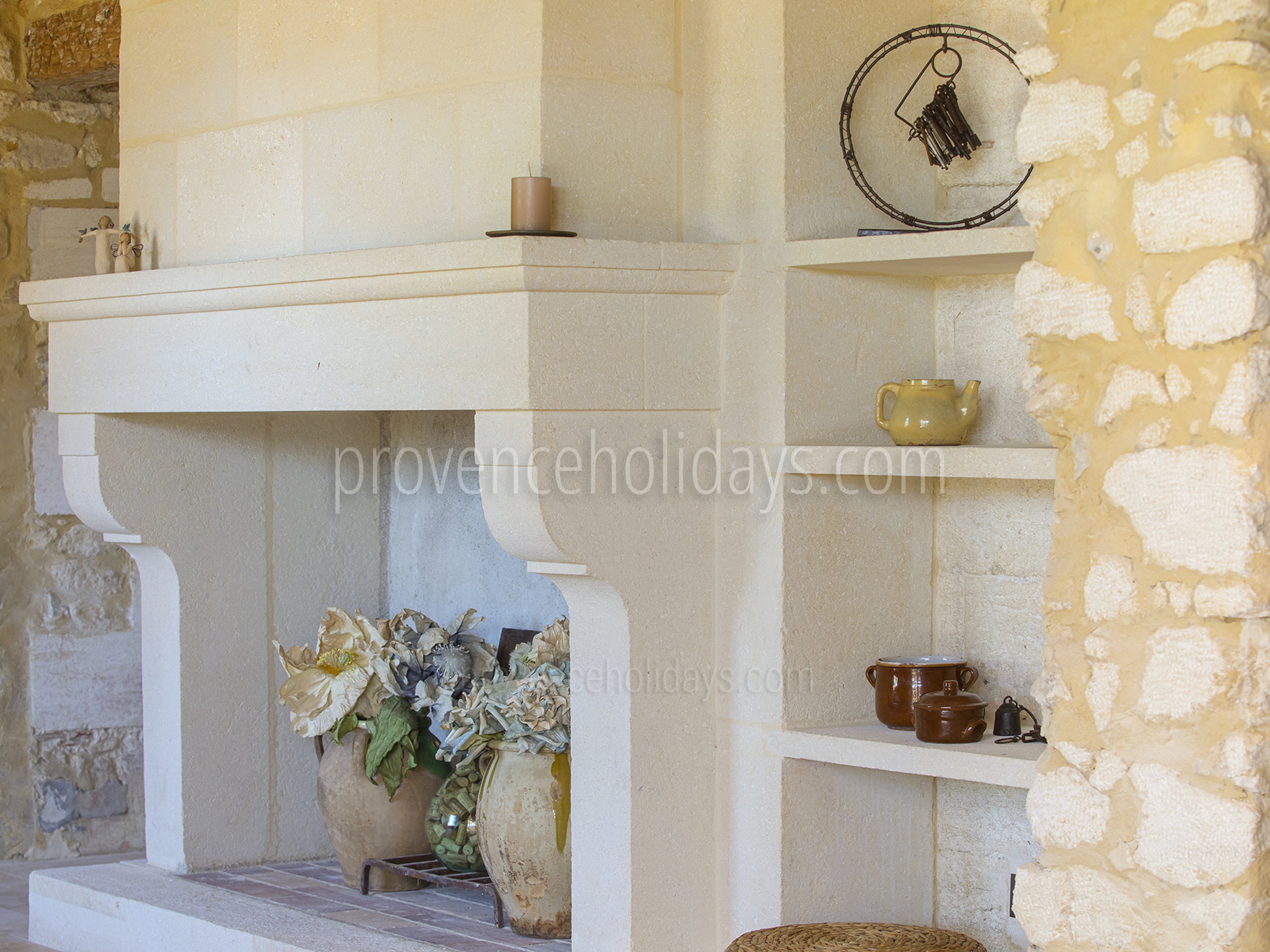 20 - Mas des Lions: Villa: Interior