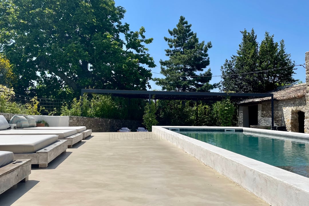 20 - Mas de Seguret: Villa: Exterior