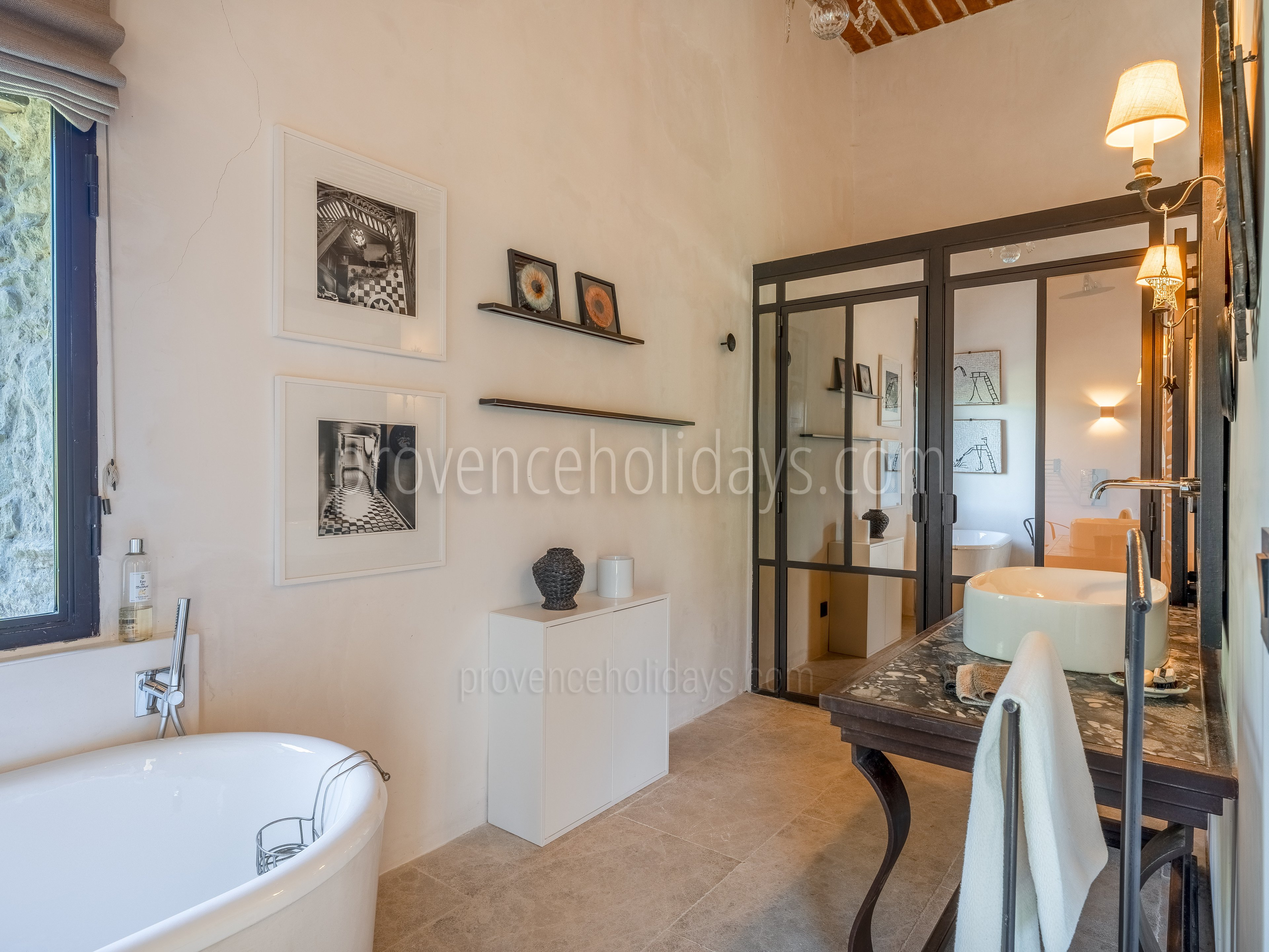 35 - La Chapelle Saint-Pons: Villa: Bathroom 2