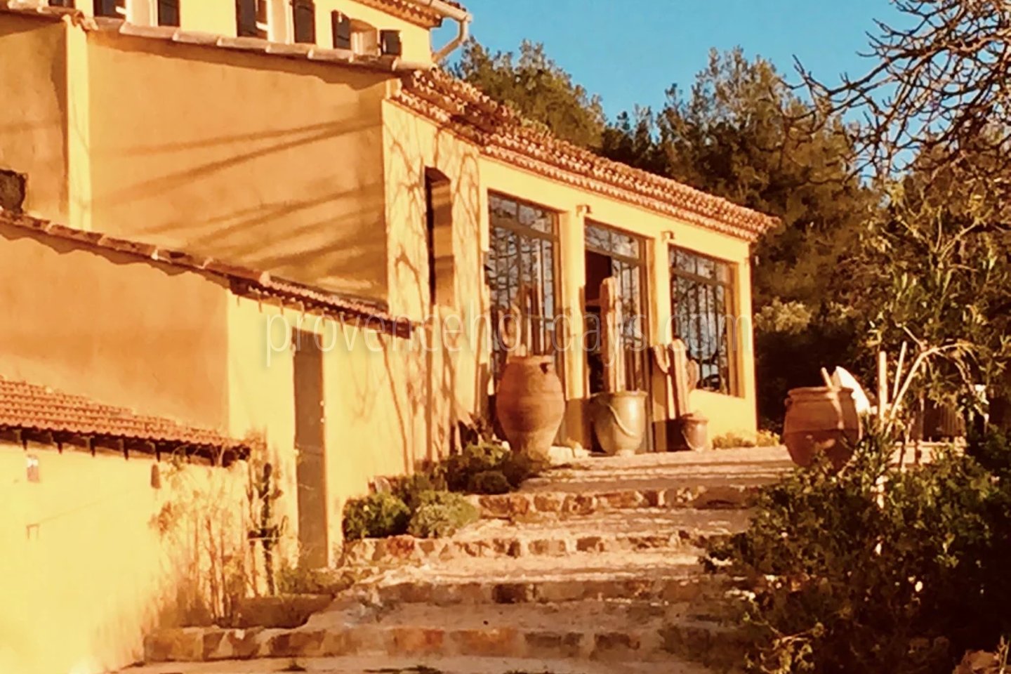8 - La Bastide Ensoleillée: Villa: Exterior