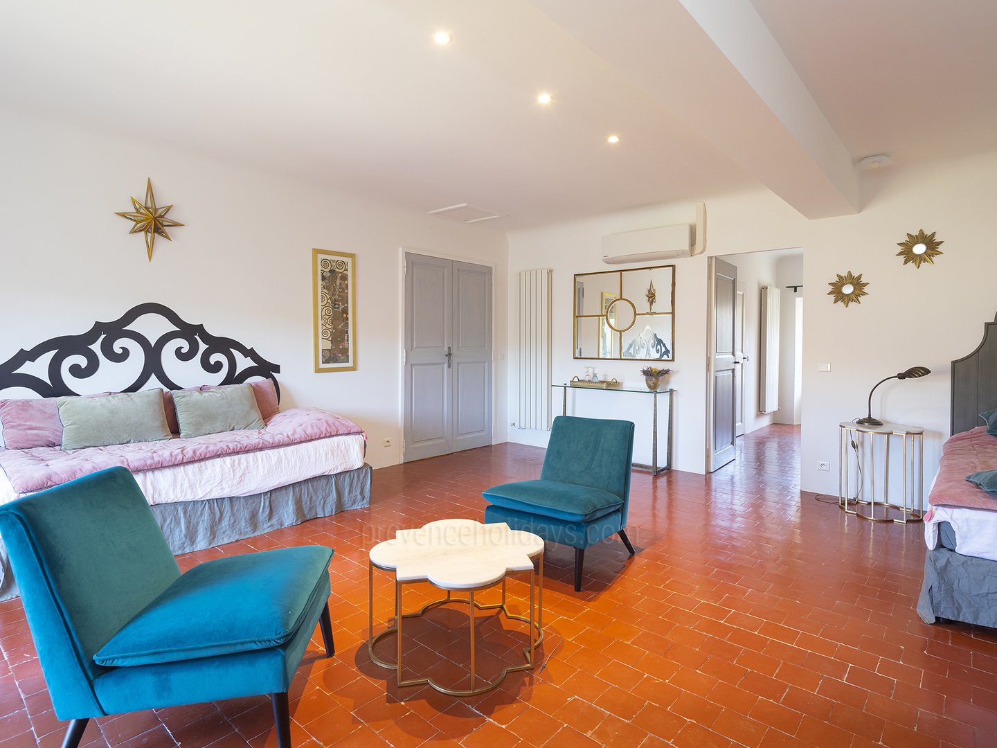 27 - Bastide de Goult: Villa: Interior