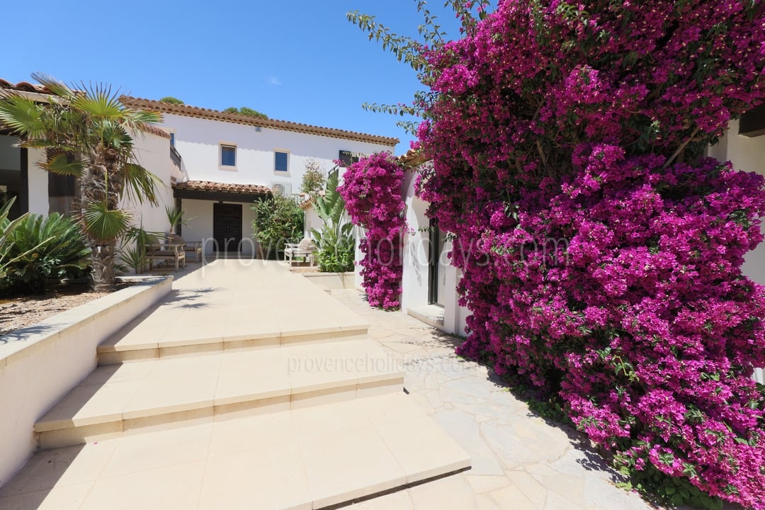 8 - Villa Hacienda: Villa: Exterior