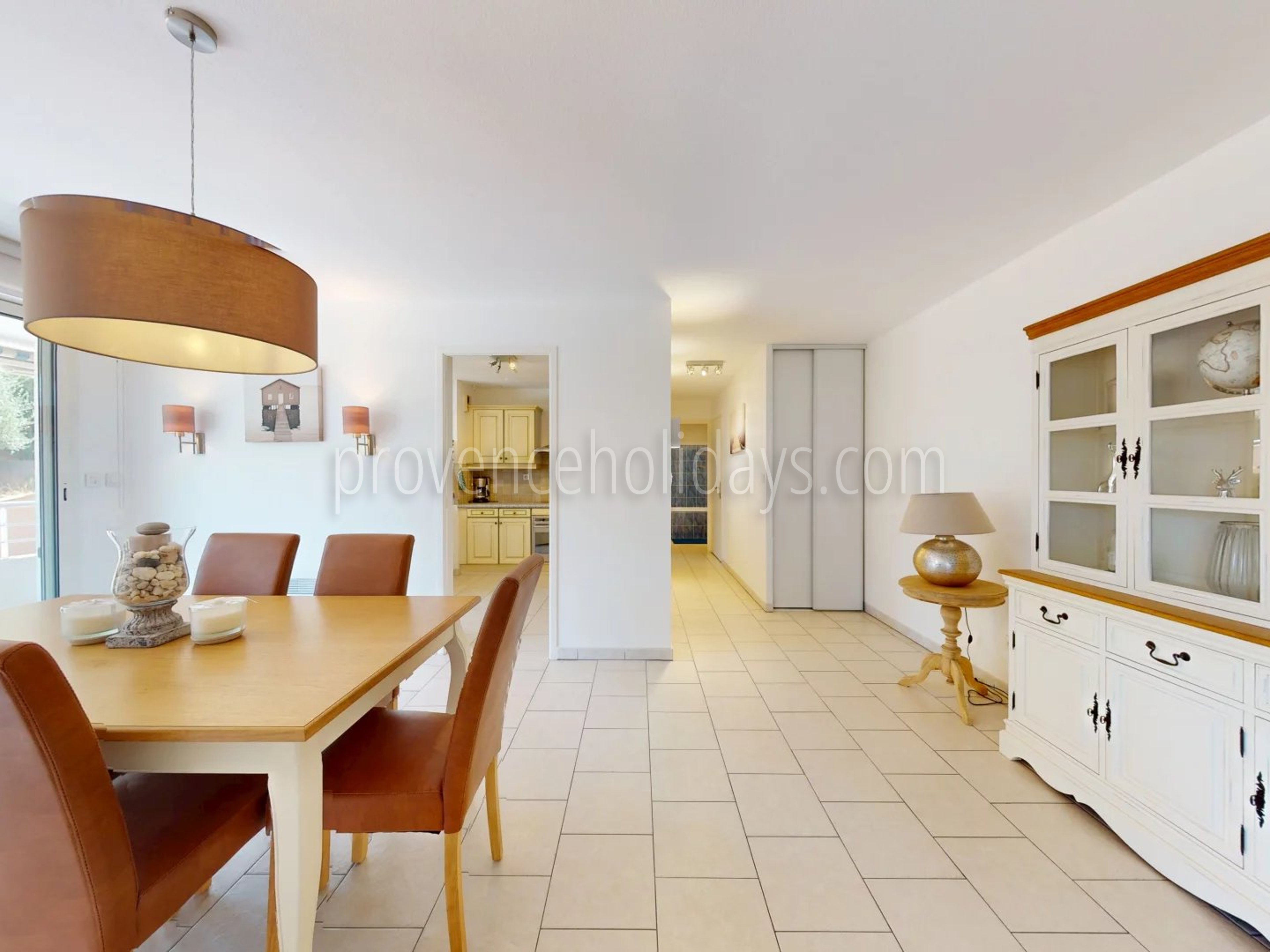 42 - Appartement in Cavalaire-sur-Mer: Villa: Interior