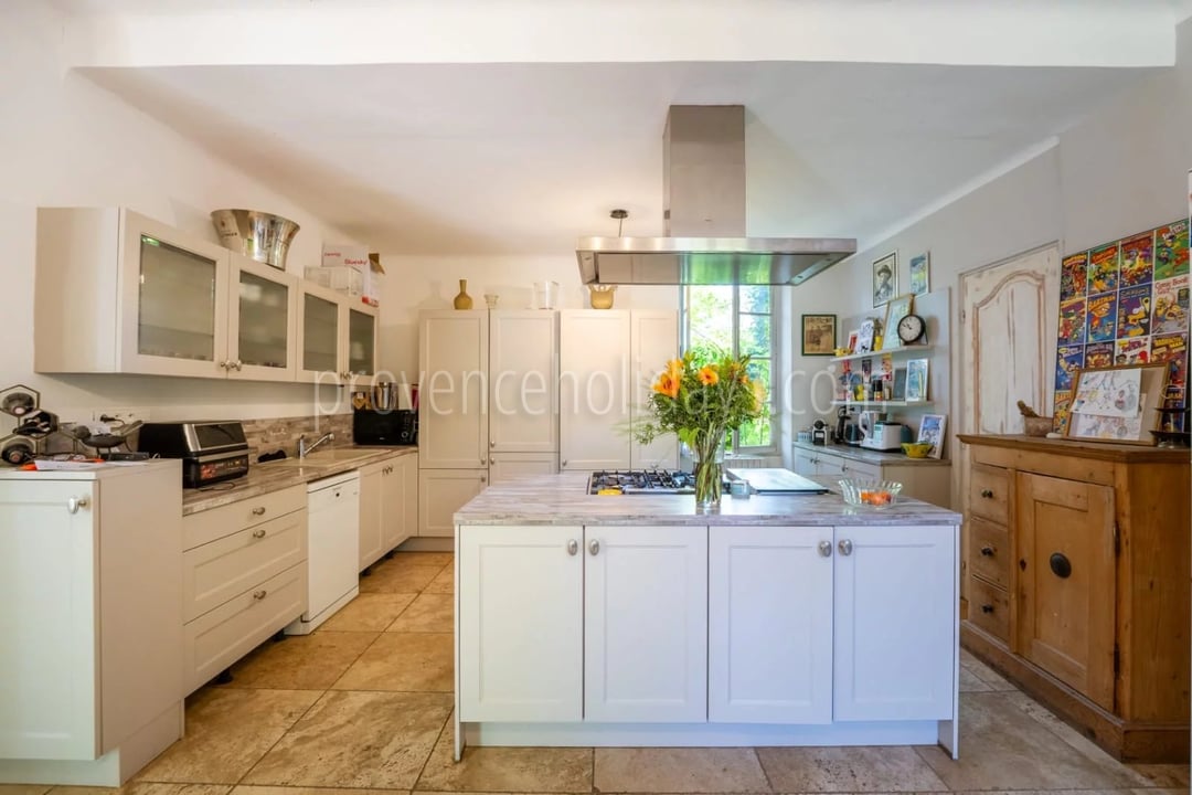 10 - Stone bastide in Ansouis: Villa: Interior
