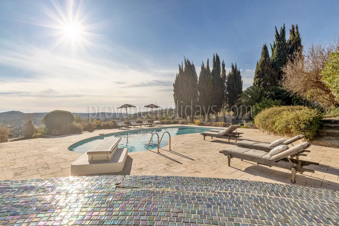 3 - Karakteristiek huis in Cap Bénat: Villa: Pool