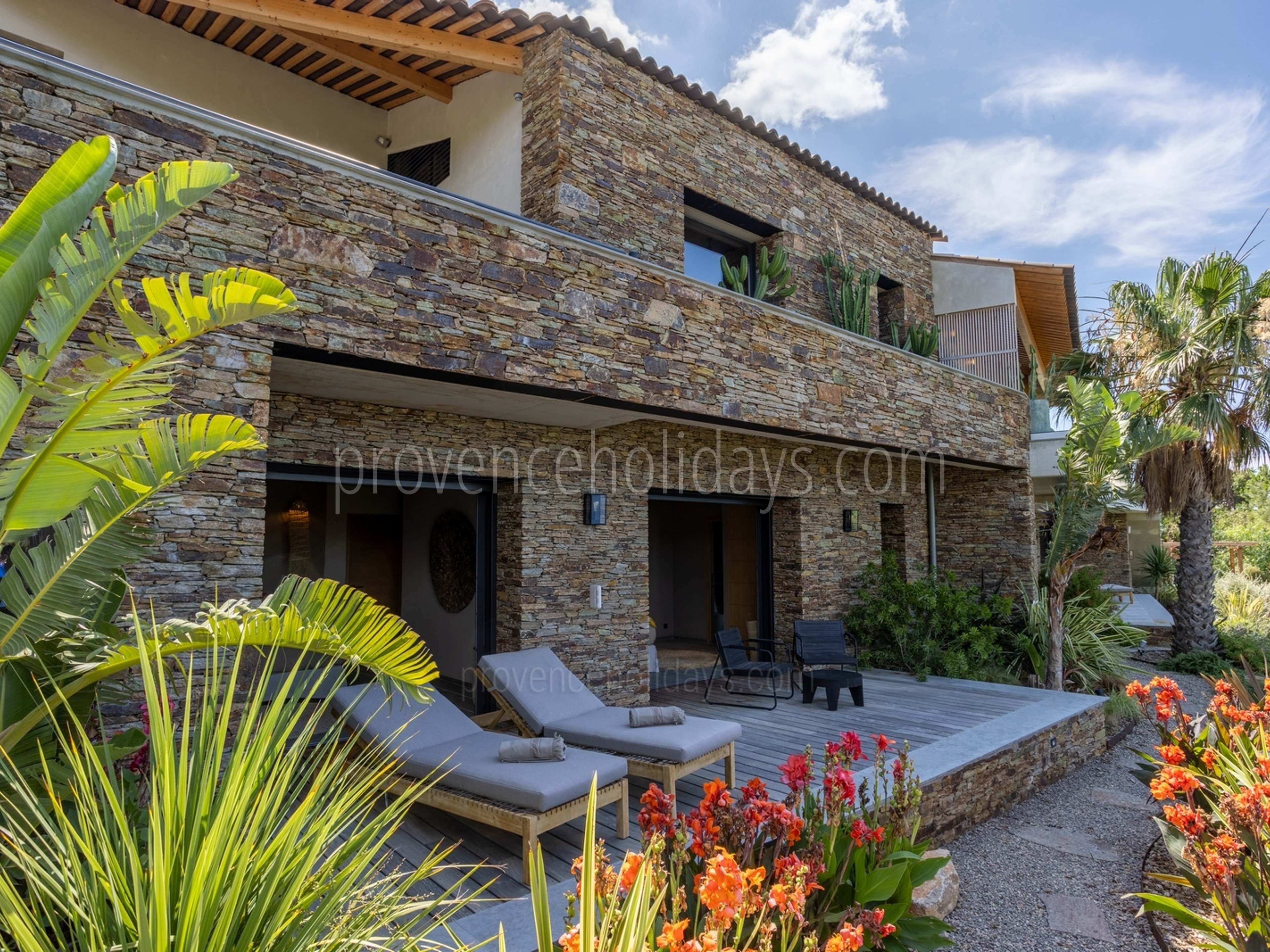 16 - Villa Des Sables: Villa: Exterior