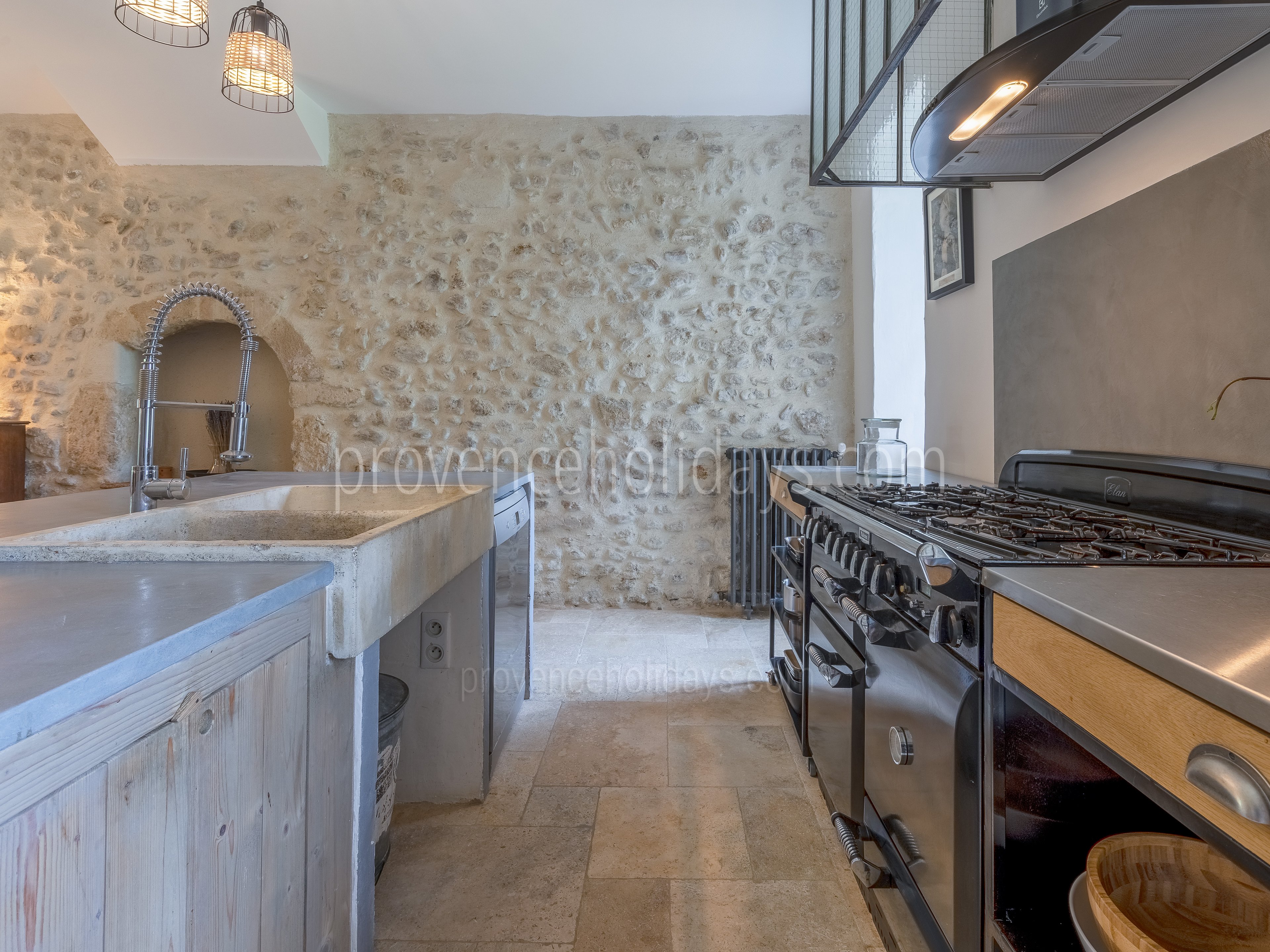 26 - Mas du Peyron: Villa: Interior