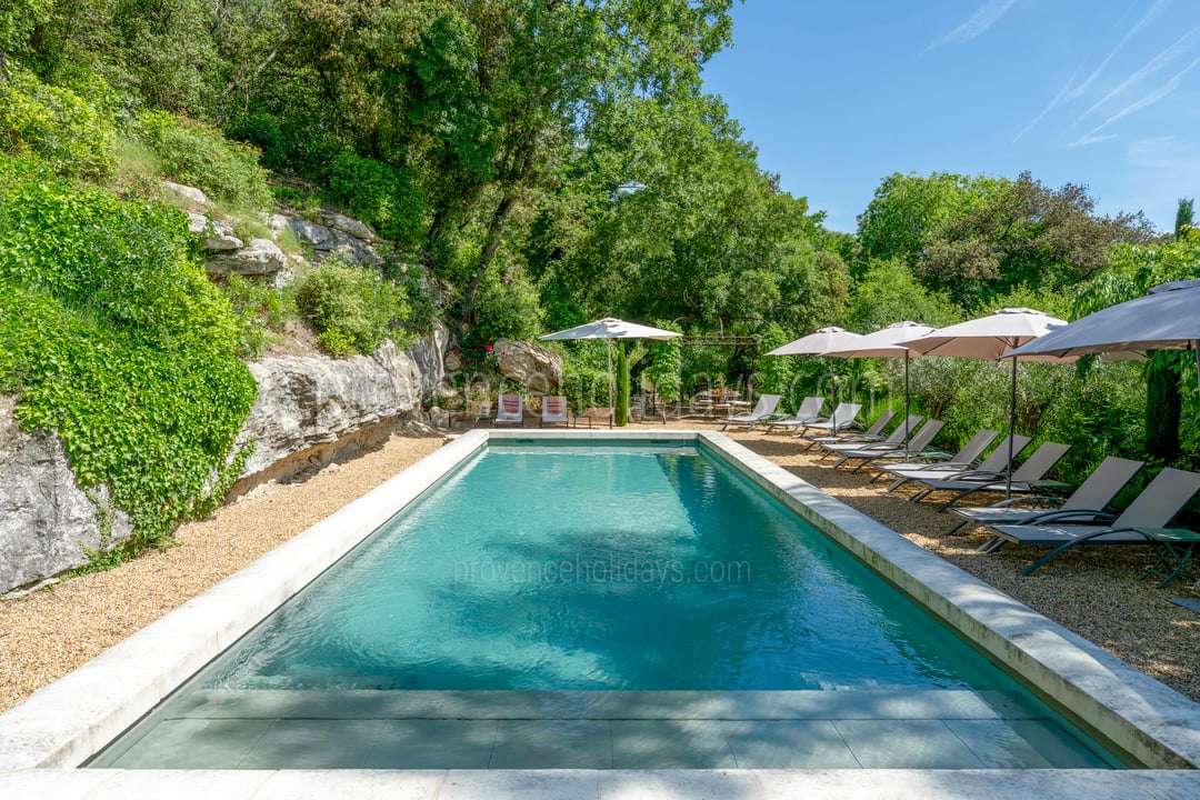 6 - Le Moulin de Gordes: Villa: Pool