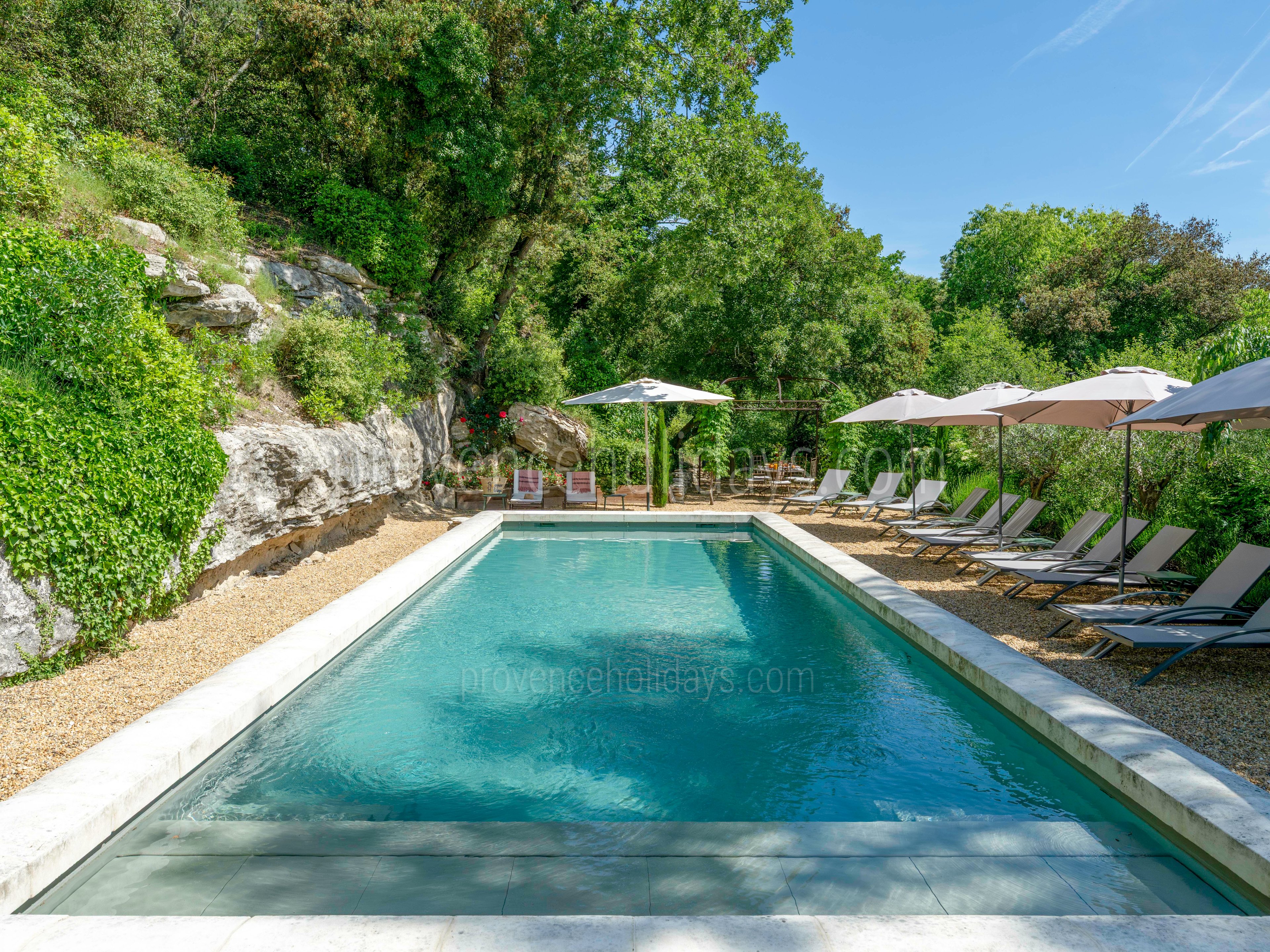 6 - Le Moulin de Gordes: Villa: Pool