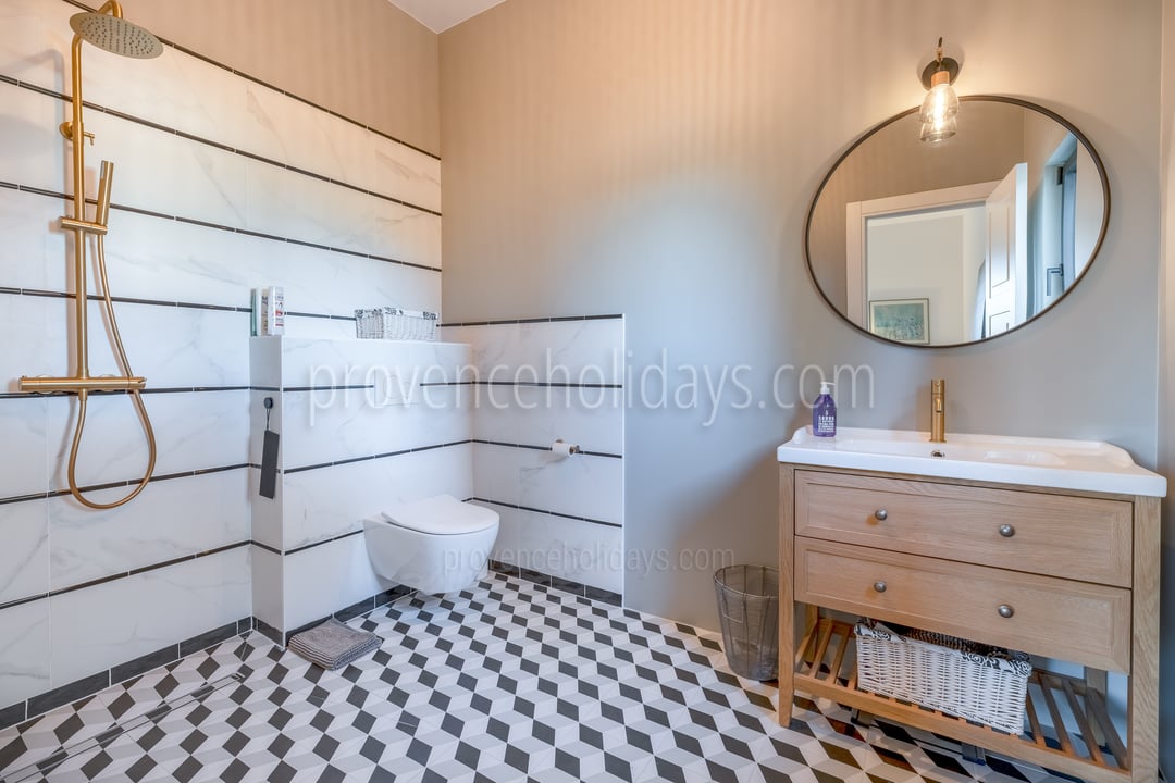 49 - Domaine des Arts: Villa: Bathroom 2