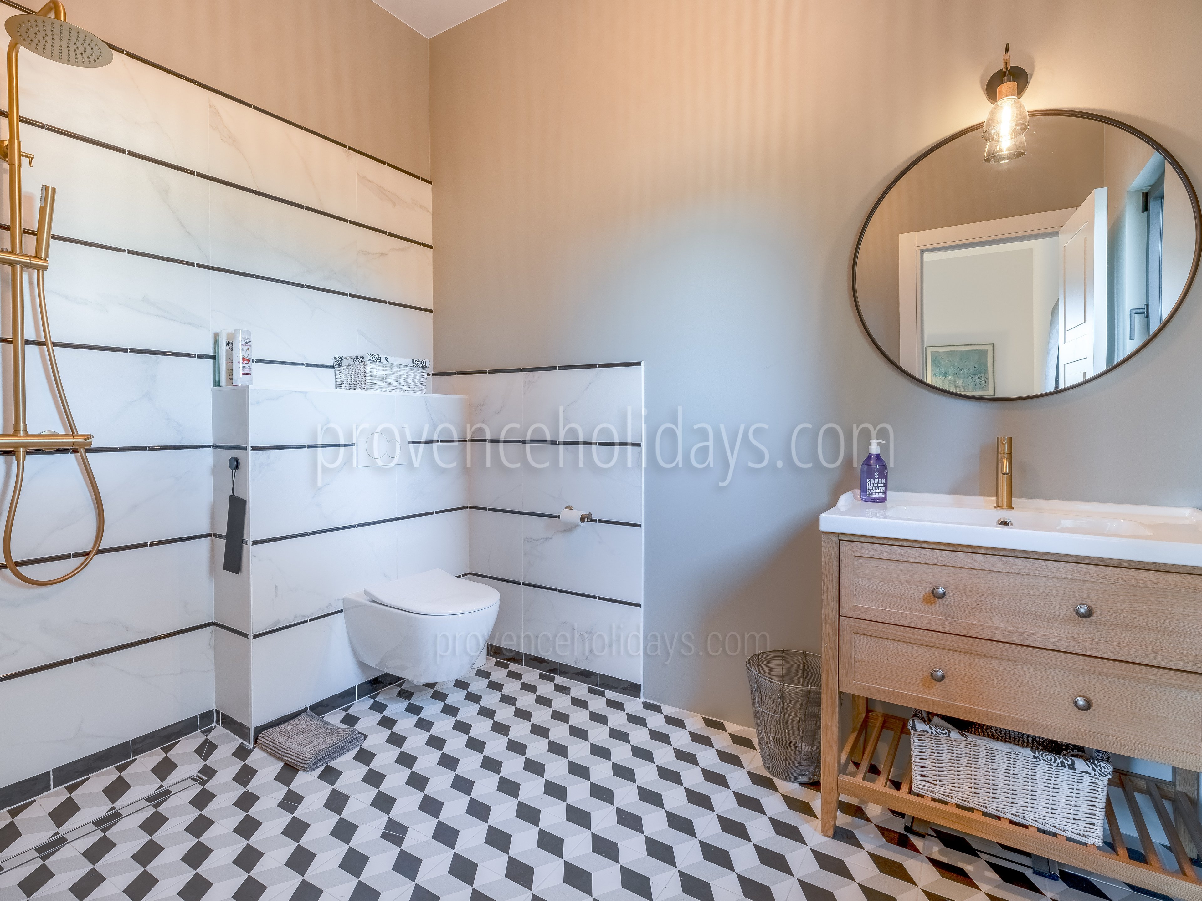 49 - Domaine des Arts: Villa: Bathroom 2