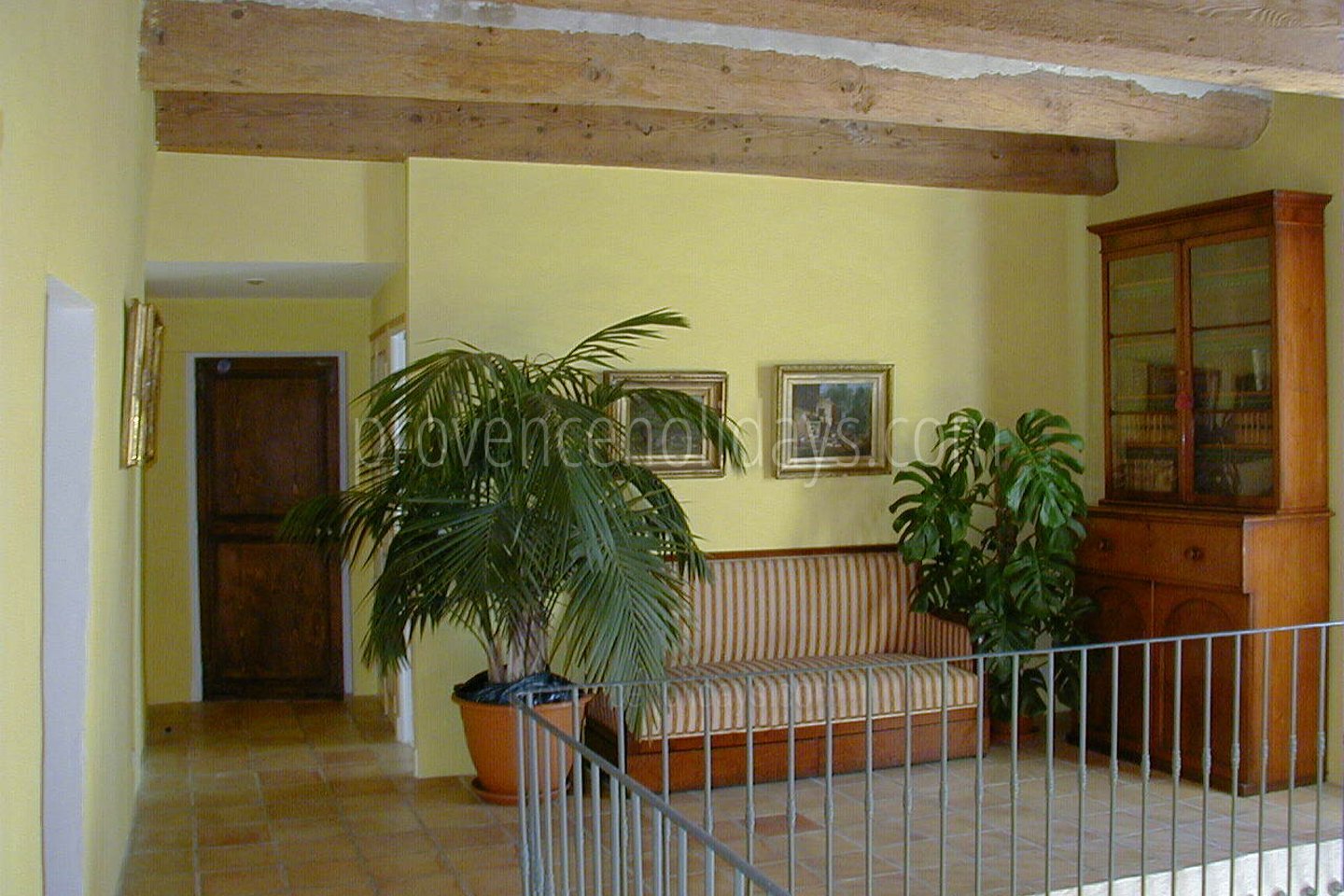 35 - Mas Lambesc: Villa: Interior