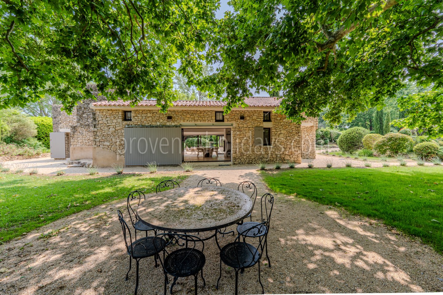 60 - Mas de la Rivière Secrète: Villa: Exterior