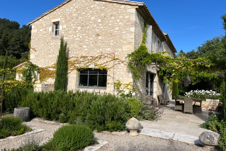 53 - Mas des Baux: Villa: Exterior