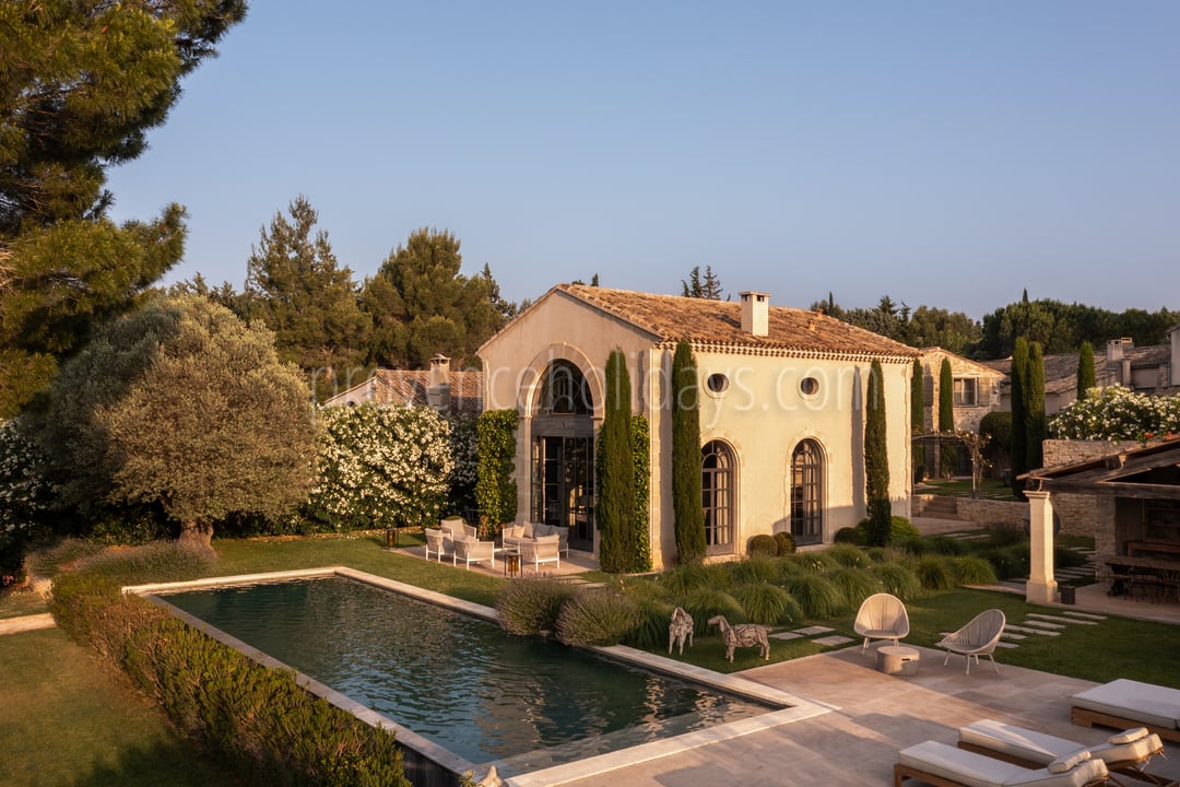 2 - La Bastide de Maussane: Villa: Pool