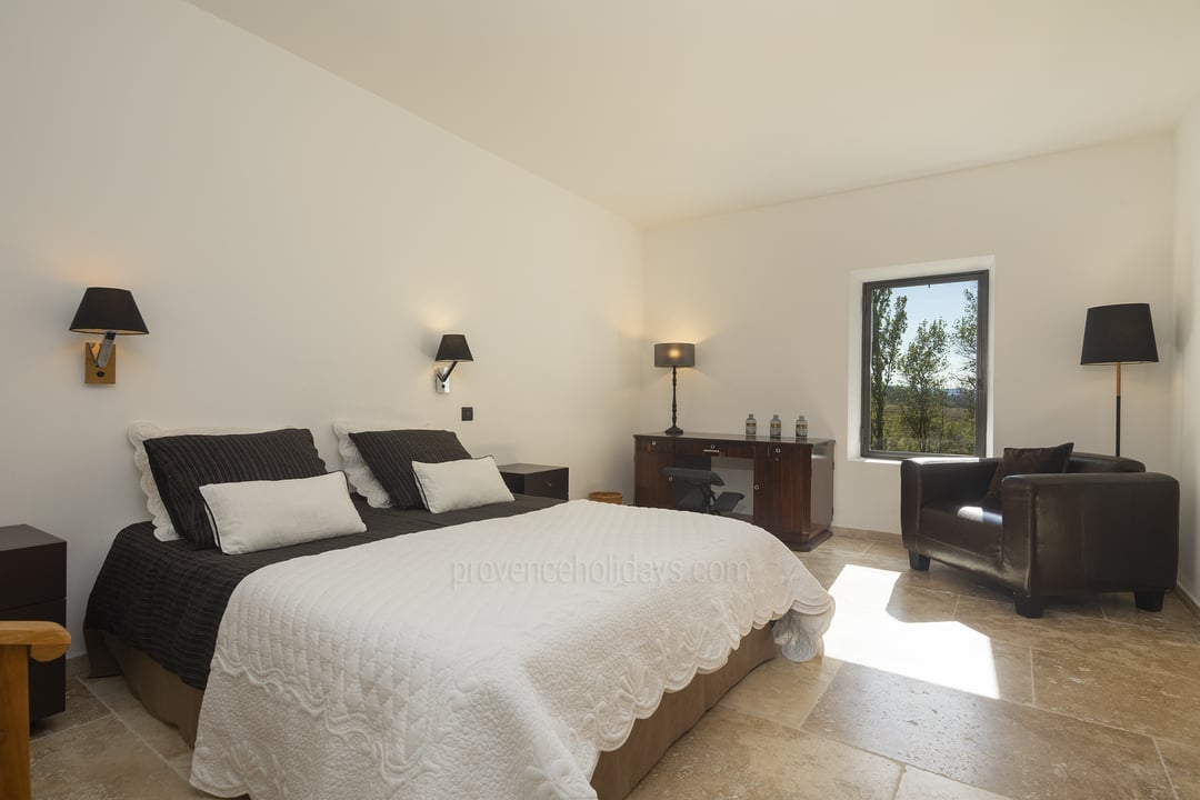 34 - Domaine des Vaines: Villa: Bedroom