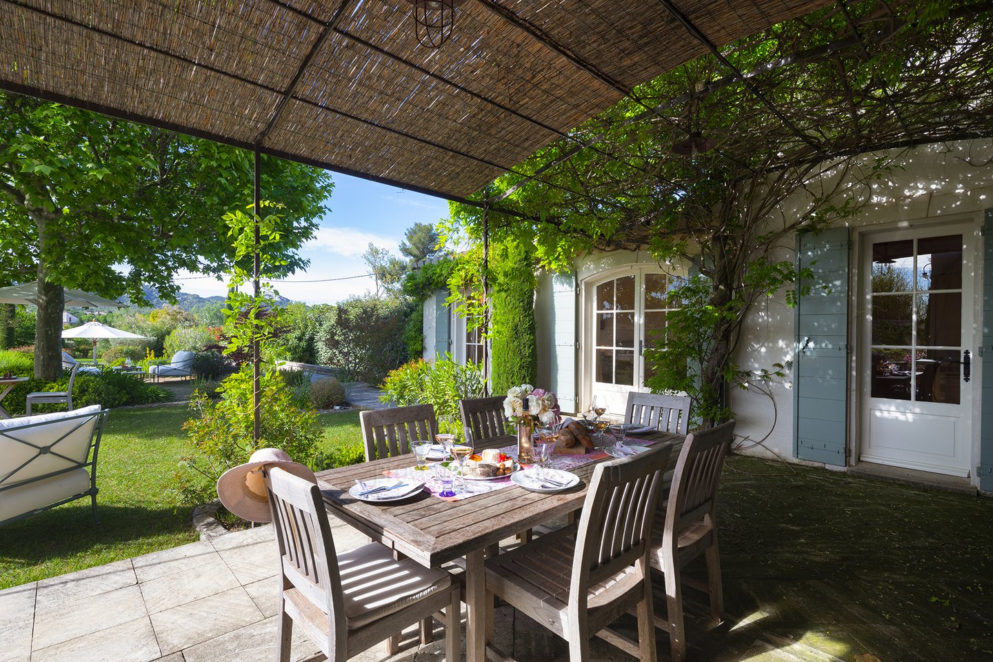 4 - Le Mas de Provence: Villa: Interior