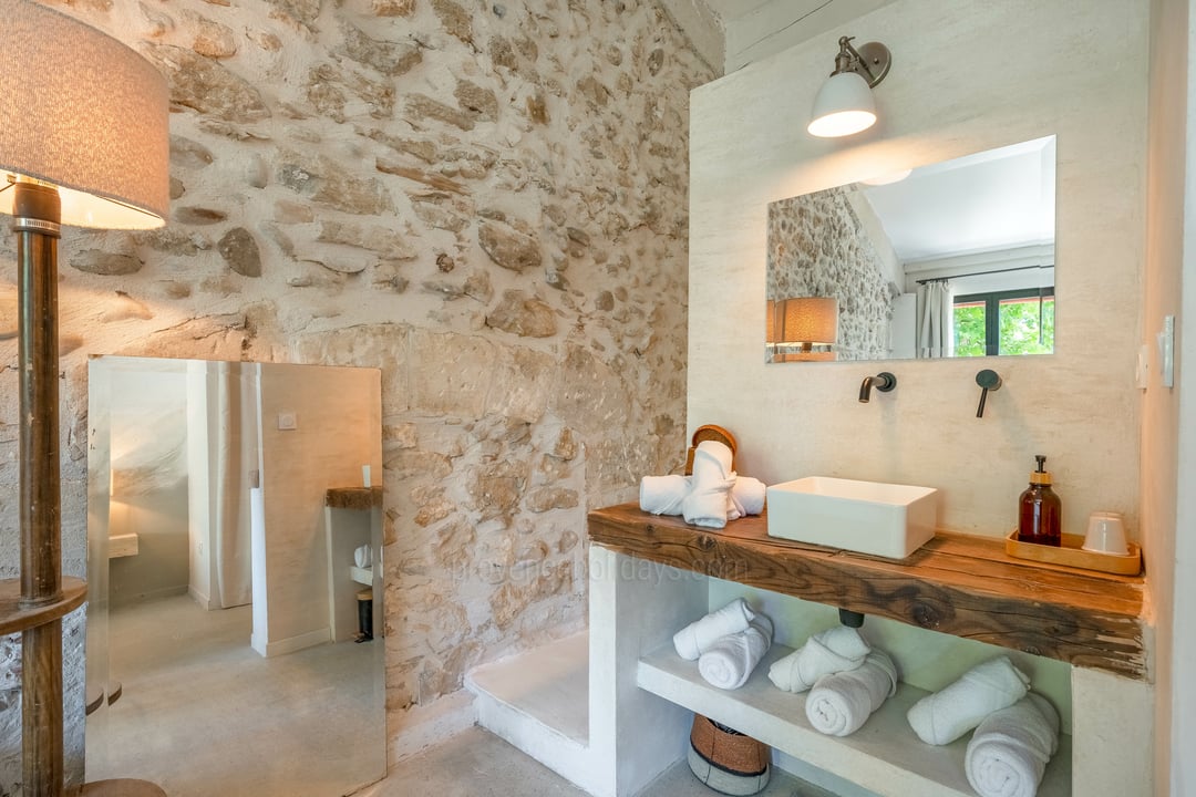 43 - Les Bastides Réunies: Villa: Bathroom