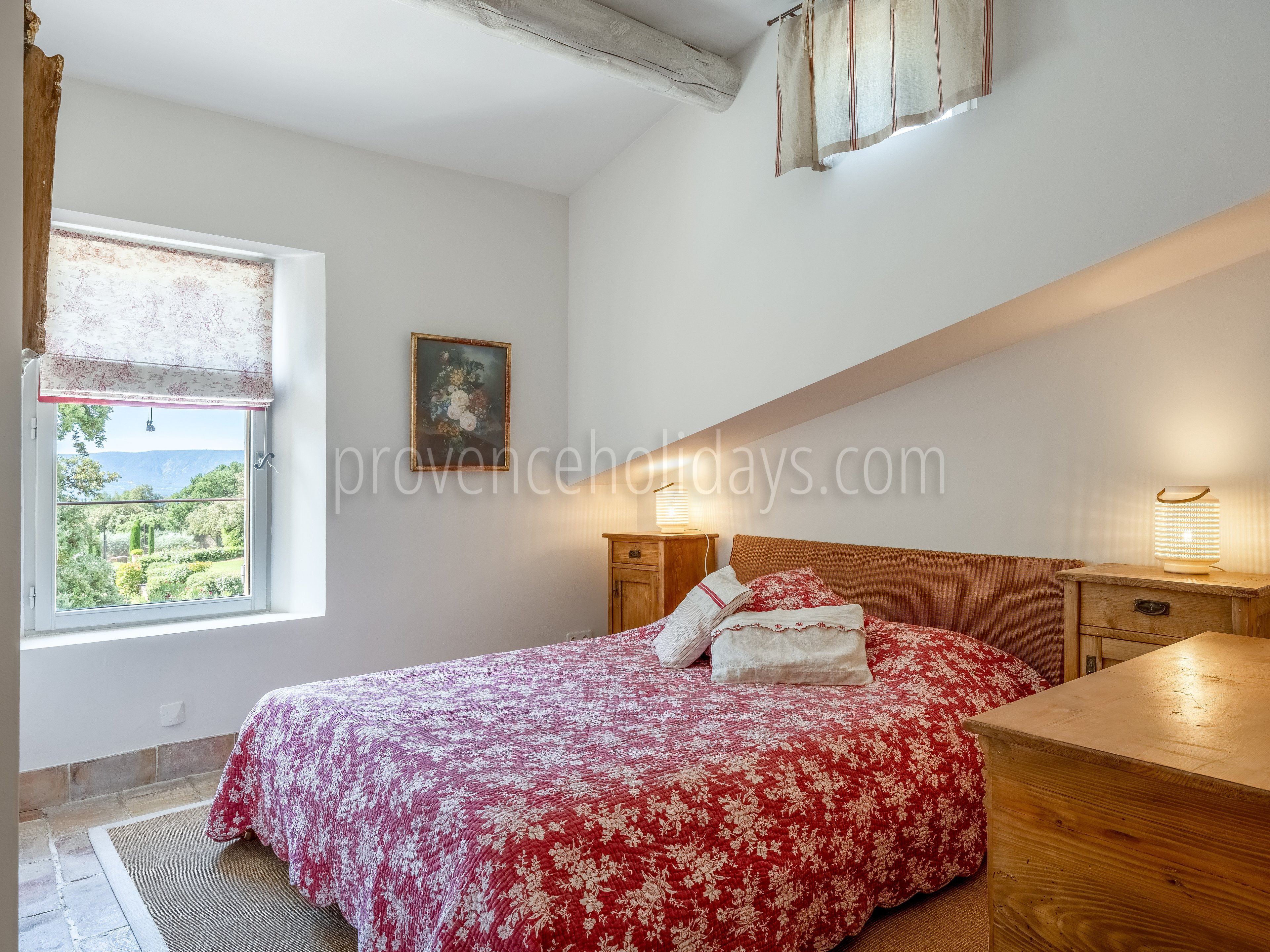 12 - La Maison des Bories: Villa: Bedroom