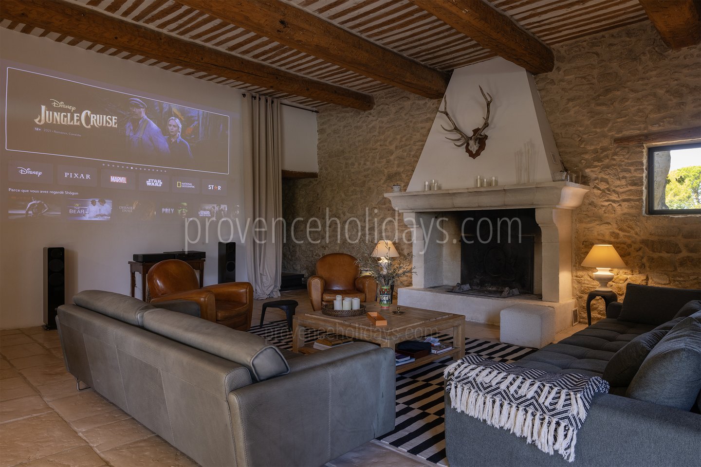 33 - Le Mas d\'Entraigues: Villa: Interior