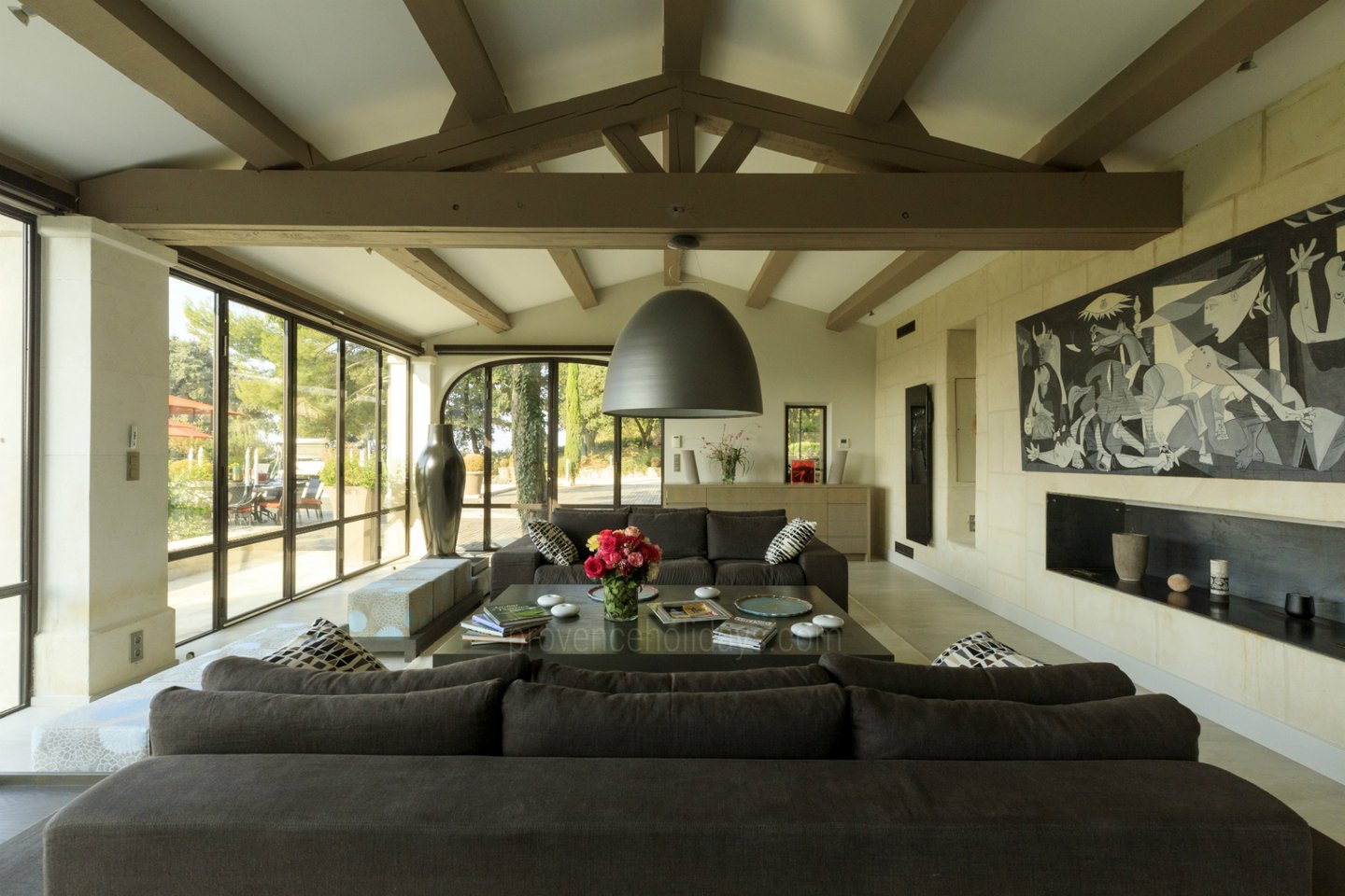 21 - Bastide Bernard: Villa: Interior