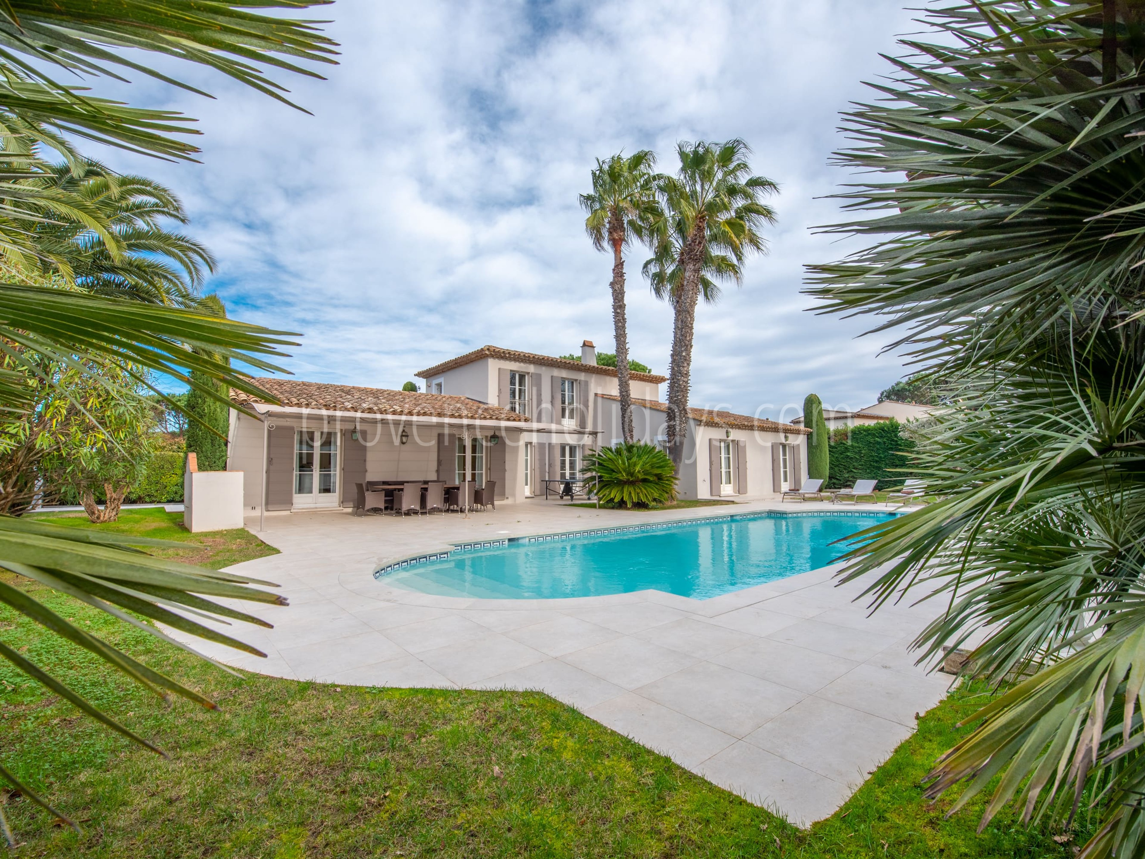 15 - Villa Heaven: Villa: Pool