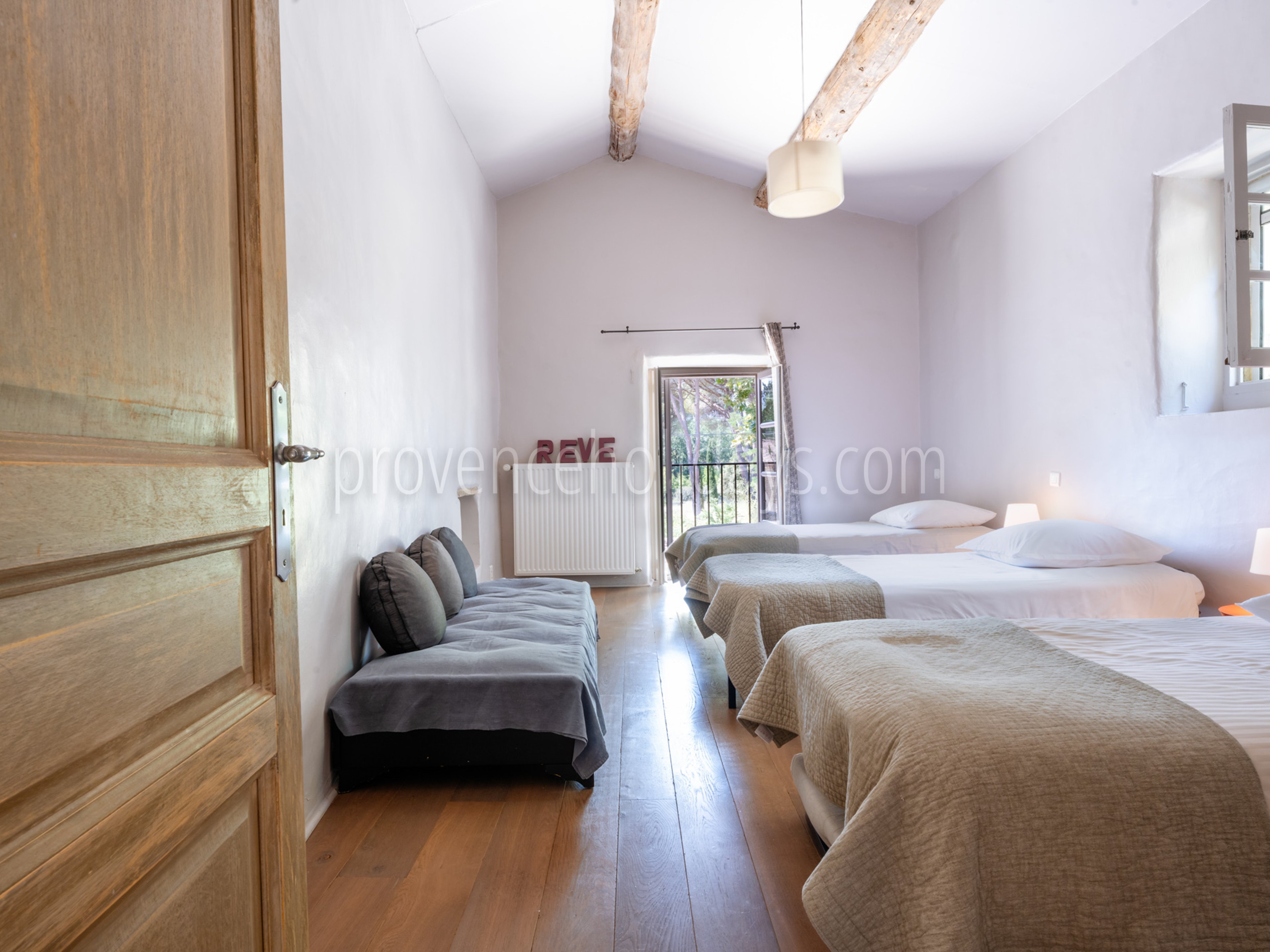 35 - Le Mas aux Gargouilles: Villa: Bedroom