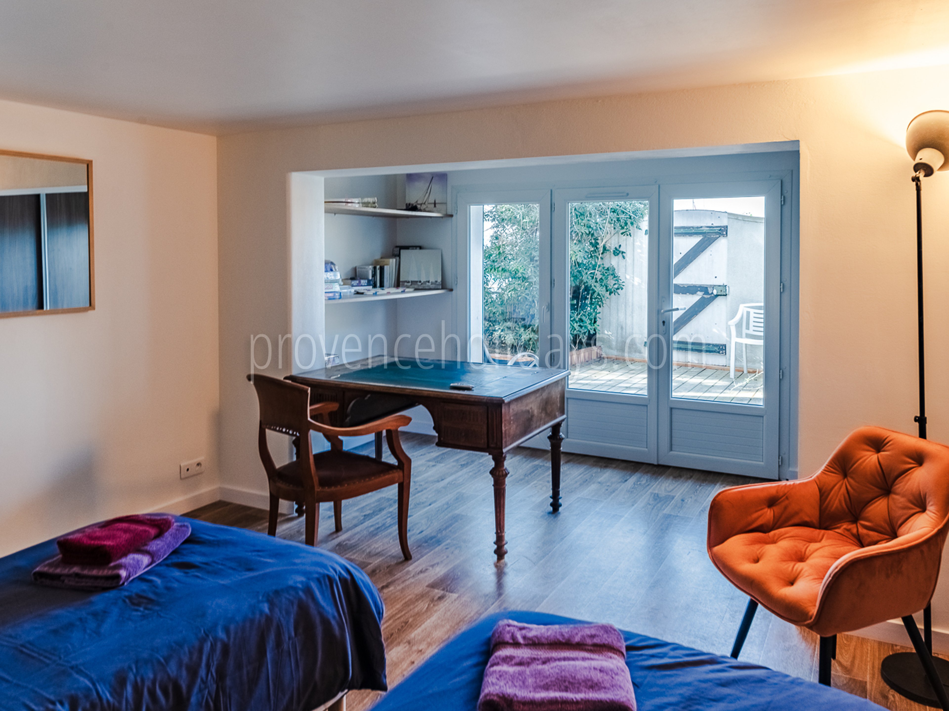 29 - Villa Les Pieds Dans L\'eau: Villa: Bedroom
