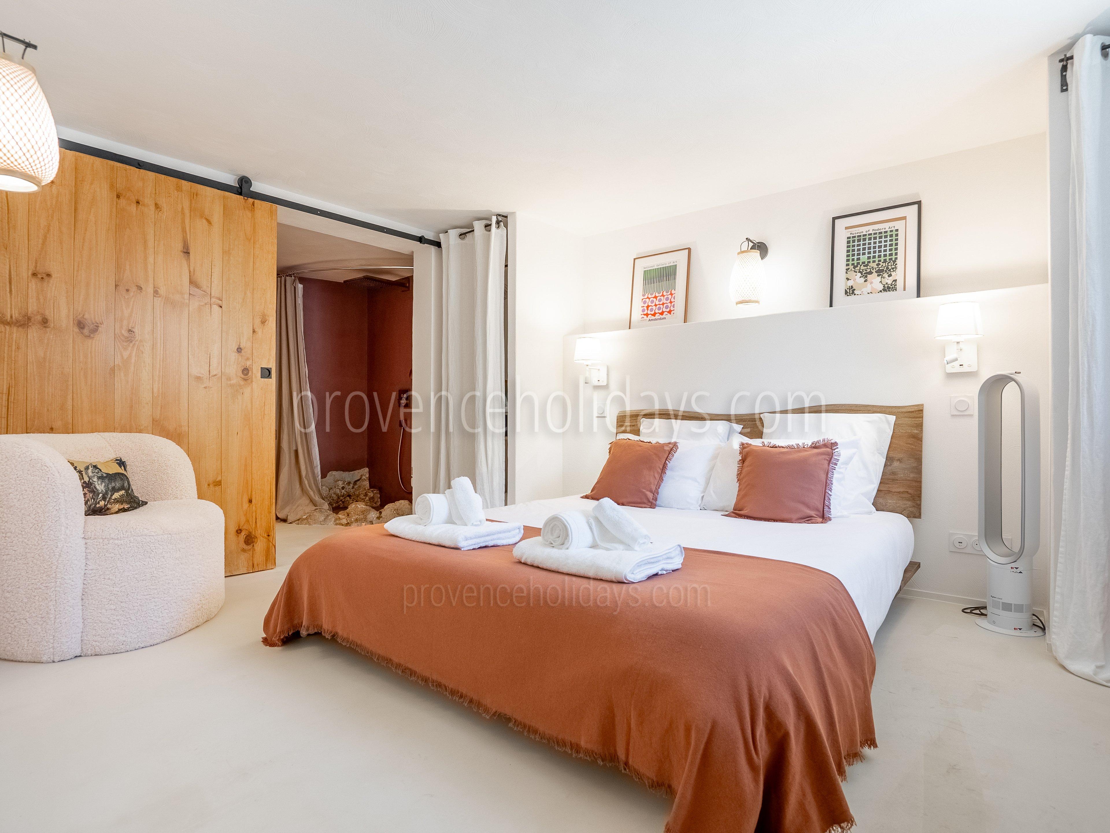 23 - Mas de la Rouquette: Villa: Bedroom