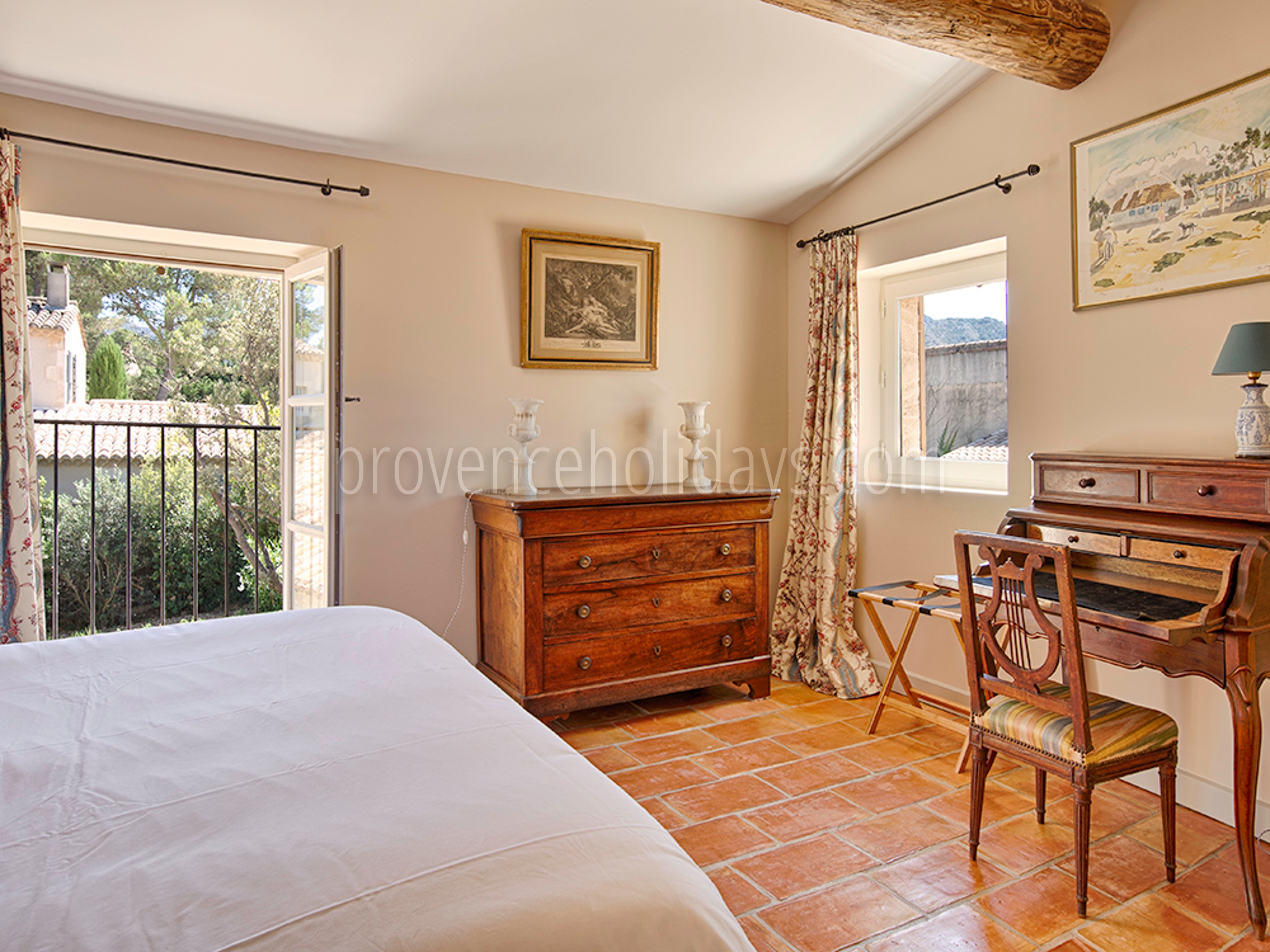 21 - Maison Eygalières: Villa: Bedroom
