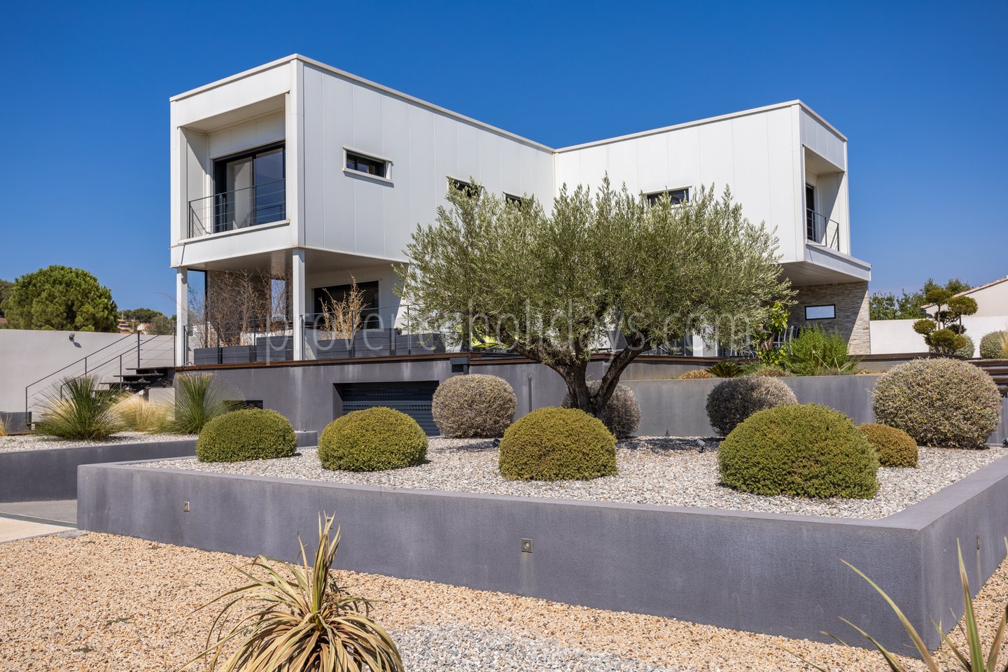 1 - Maison Valley: Villa: Exterior