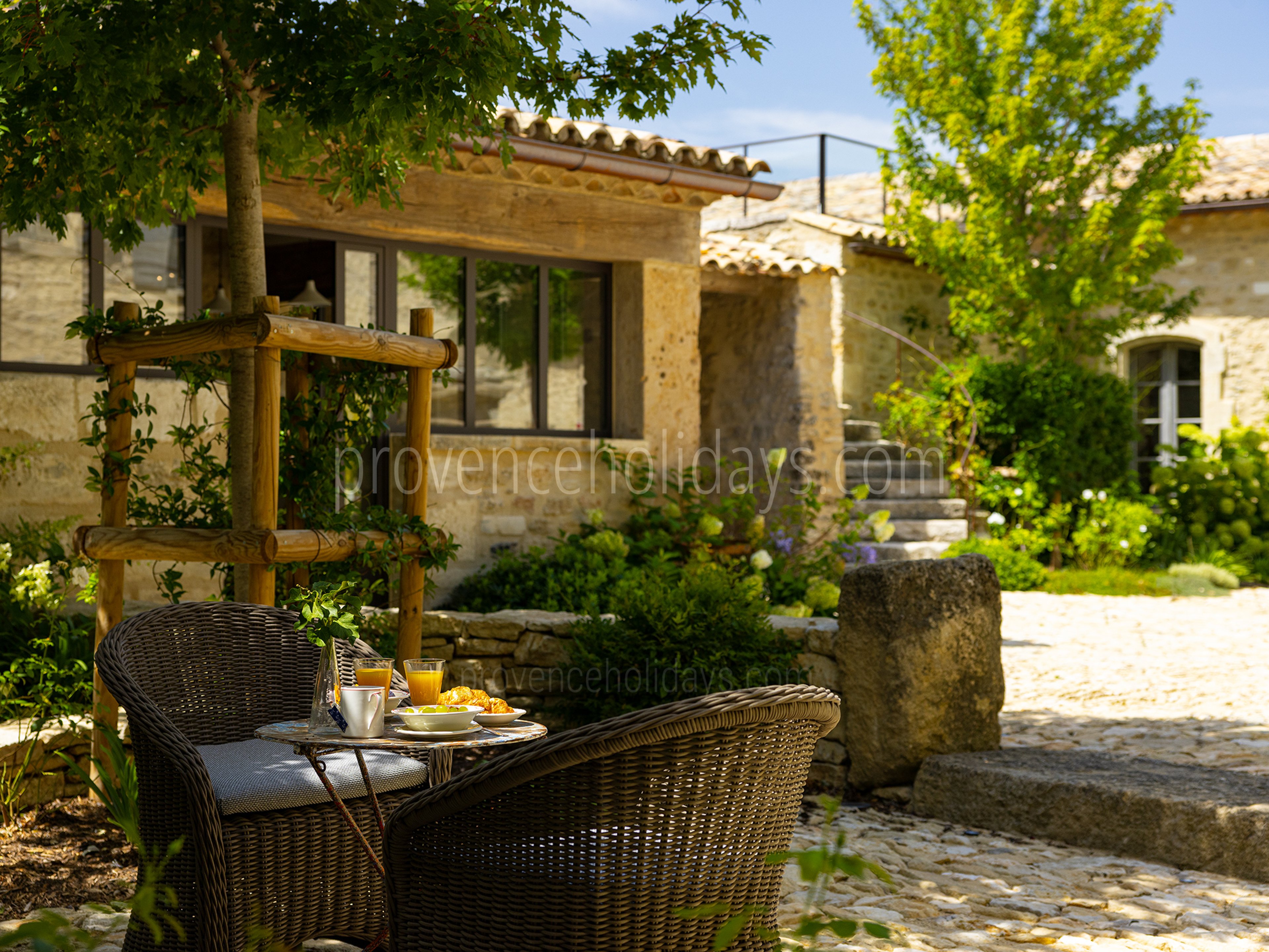 66 - Grand Mas d\'Oppède: Villa: Exterior