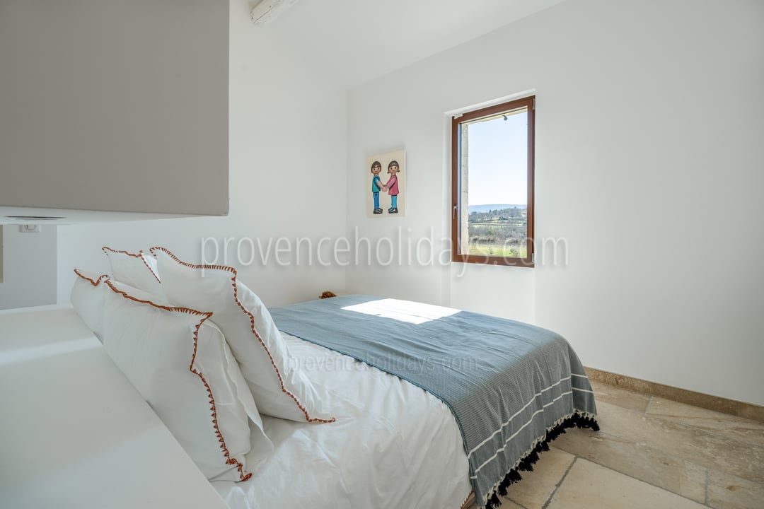 28 - Les Vignes du Luberon: Villa: Bedroom