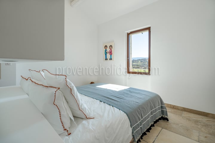28 - Les Vignes du Luberon: Villa: Bedroom