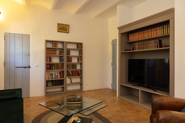 29 - Petite Bastide de Goult: Villa: Interior