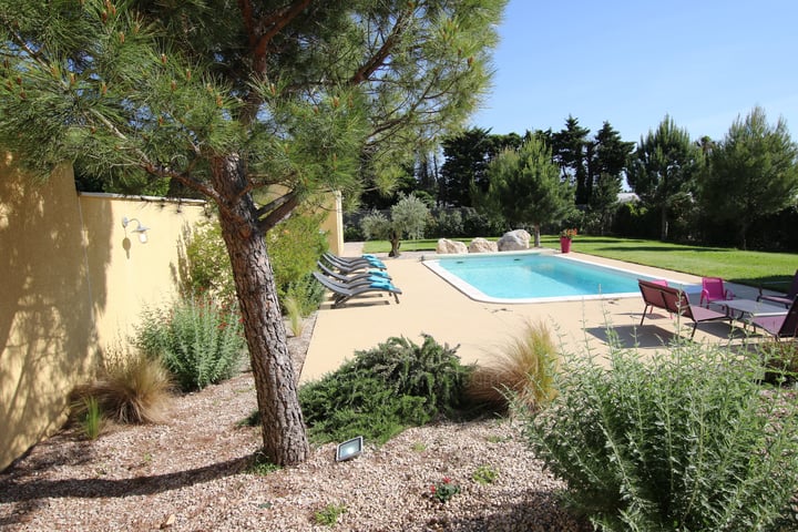 Holiday villa in Pernes-les-Fontaines, L'Isle-sur-la-Sorgue